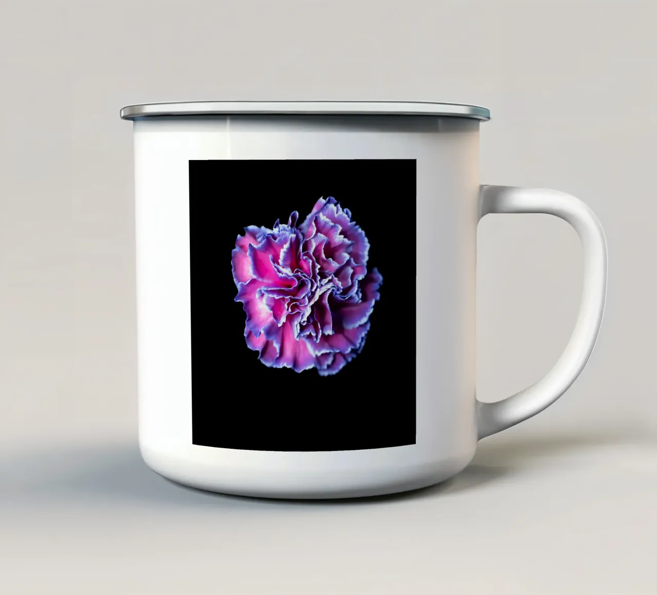 Makro Flower tazza in smalto da Flo Klein