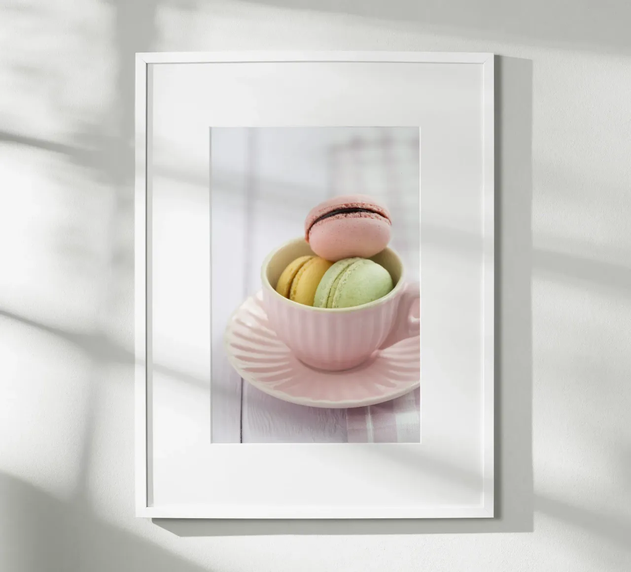 Macarons in tazza carta hahnemühle da foodphotolove