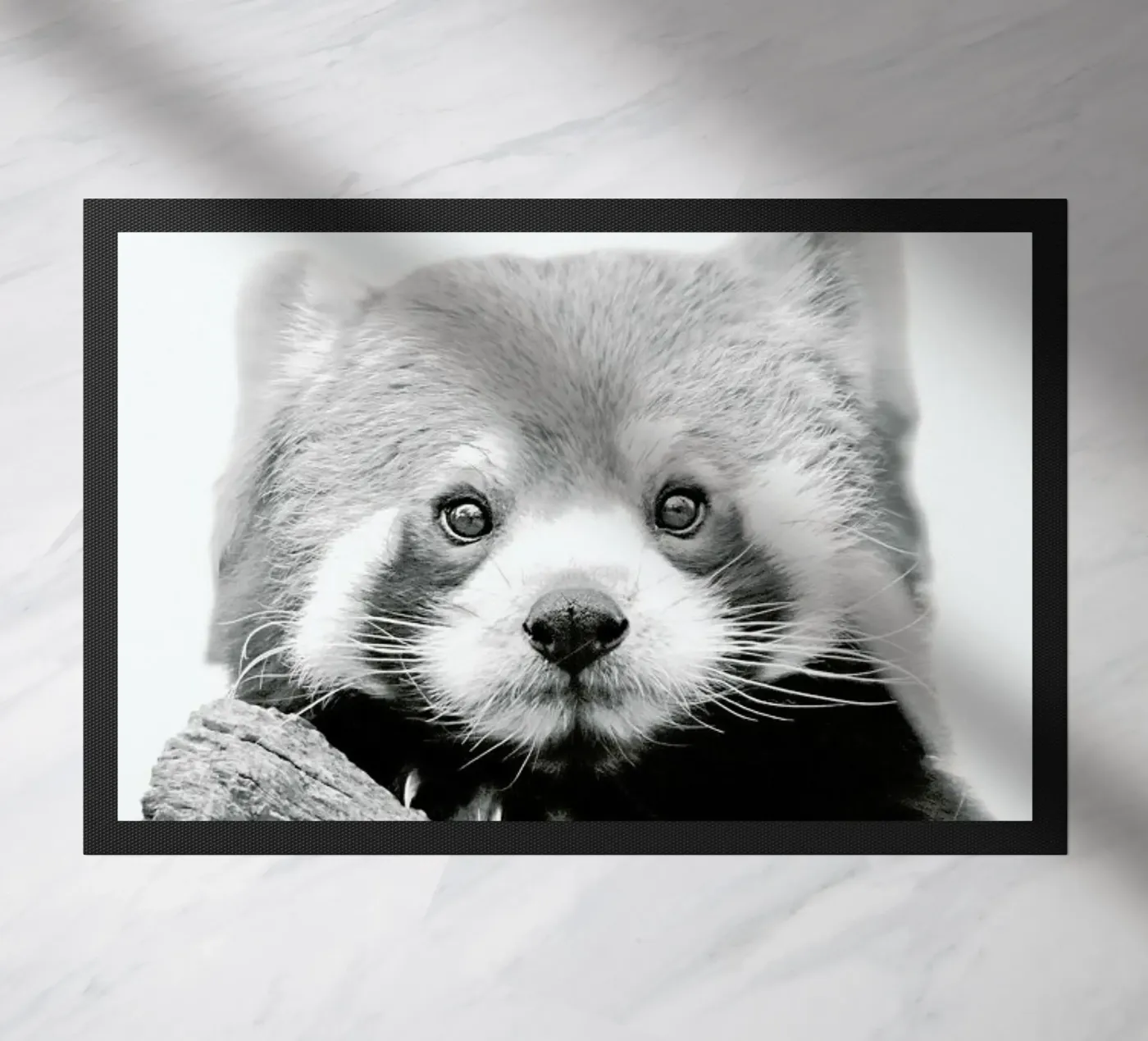 Roter Panda Fußmatte von Monika Strigel