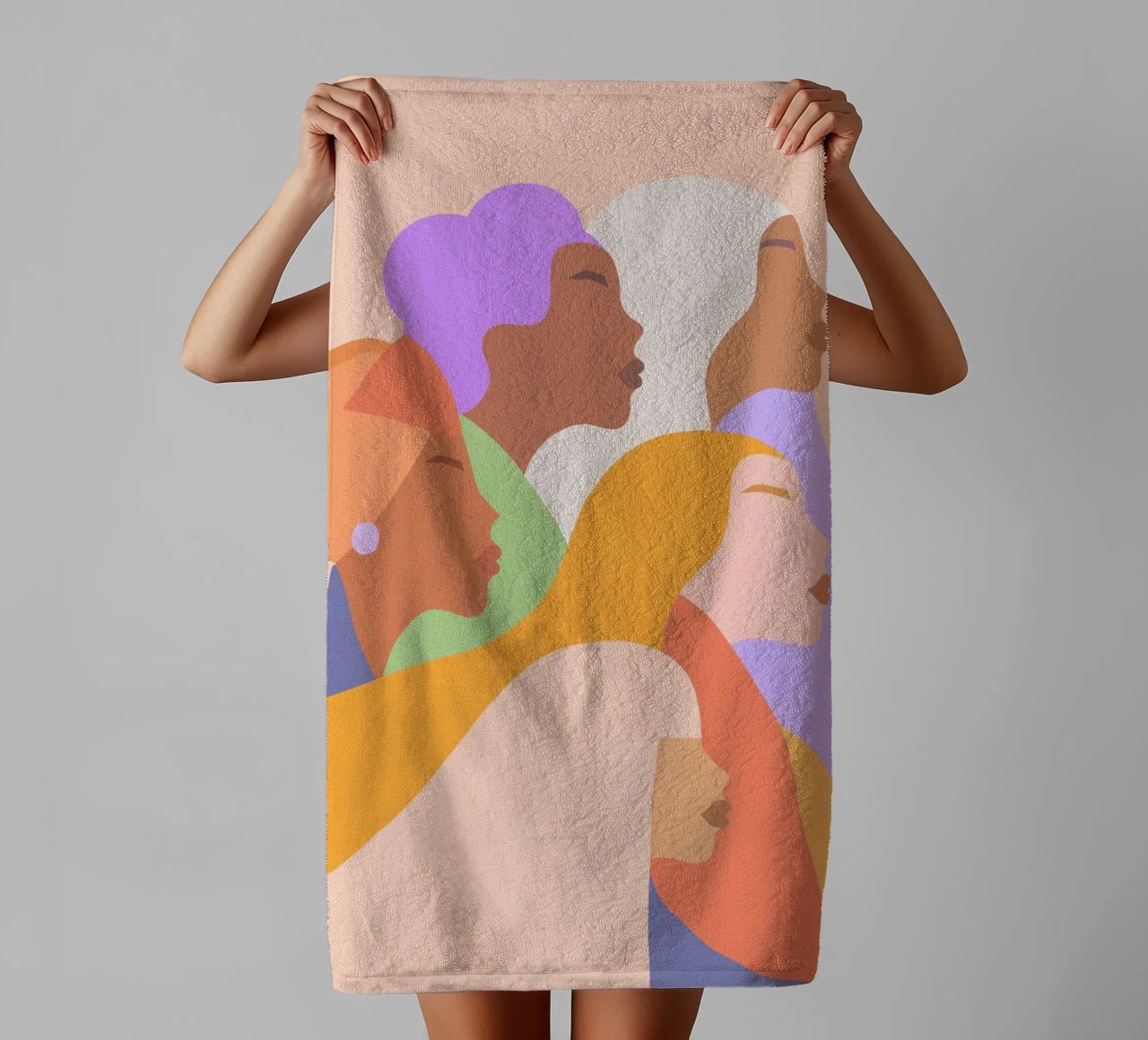 Journée internationale de la femme - Girl power "We are limitless" (Nous sommes illimitées) serviette de bain de Dominique Vari