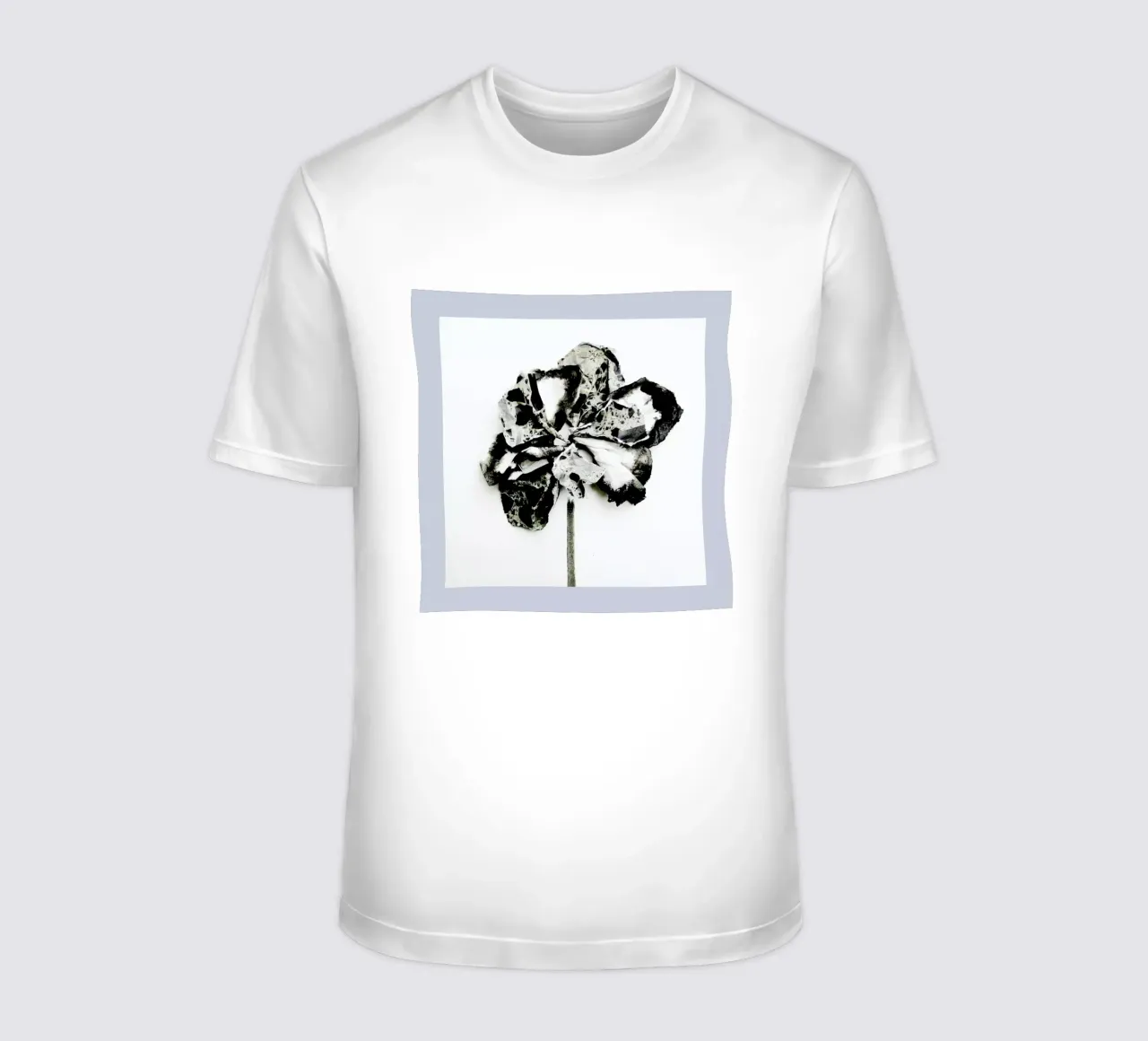 Paper Flower I t-shirt da Farina Kuklinski