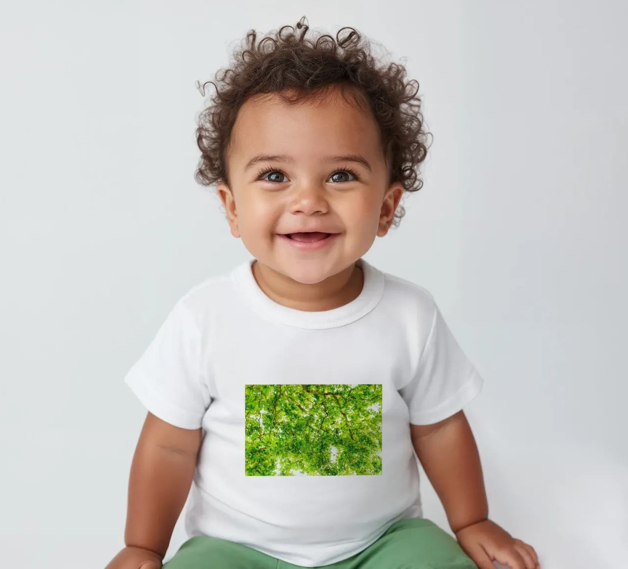 Hazel Tree maglietta neonato da Curious Collections by Marielle Leenders
