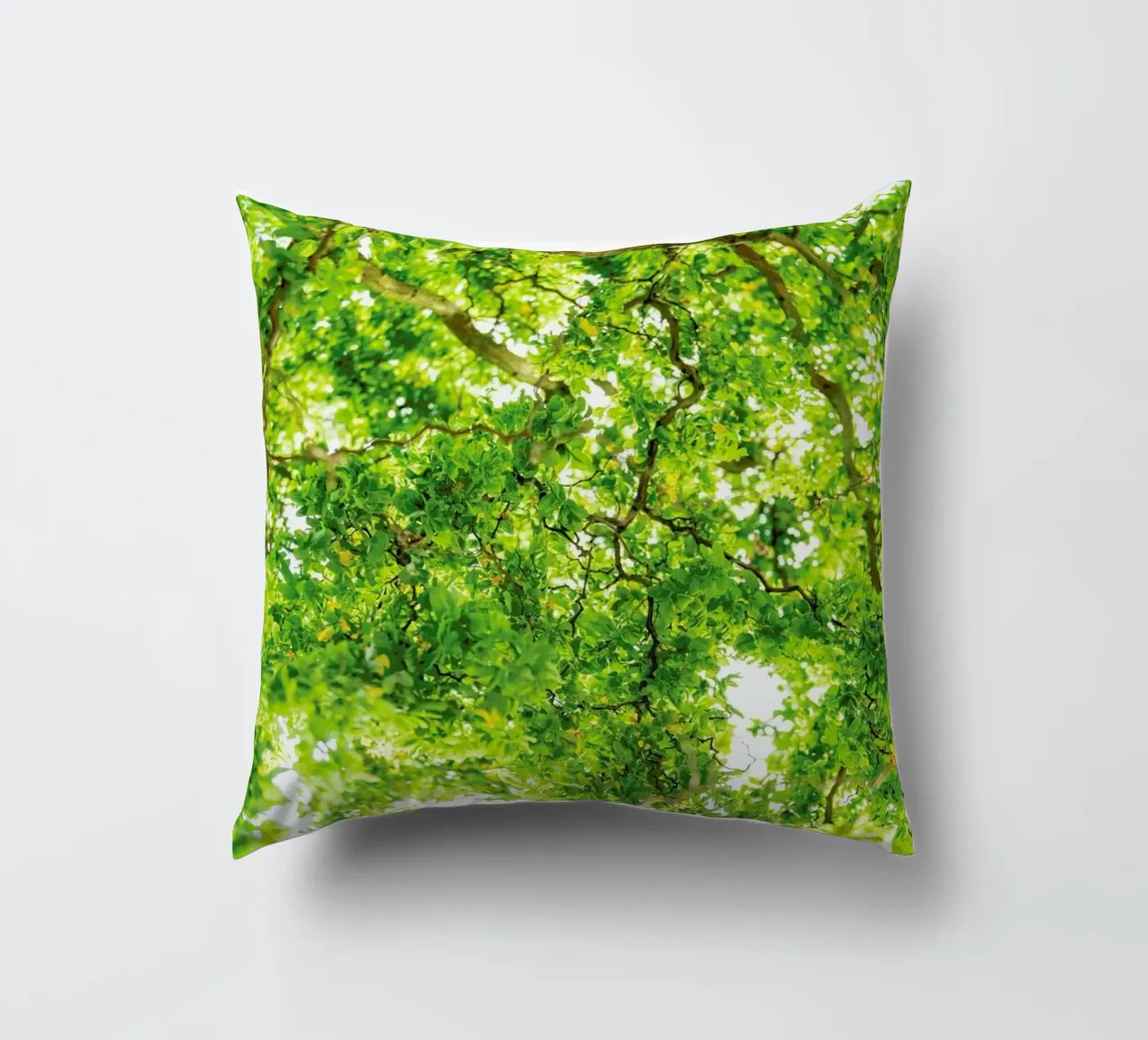 Hazel Tree cuscino da Curious Collections by Marielle Leenders