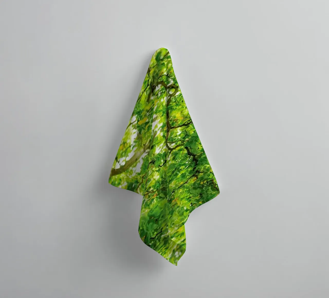 Hazel Tree asciugamano da bagno da Curious Collections by Marielle Leenders