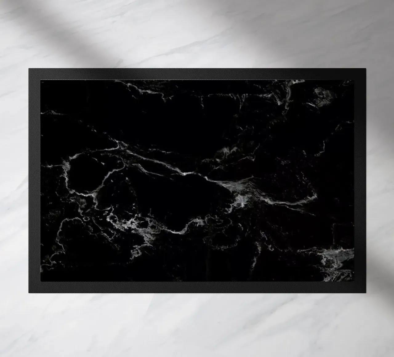 Schwarzer Marmor zerbino da Amy & Kurt