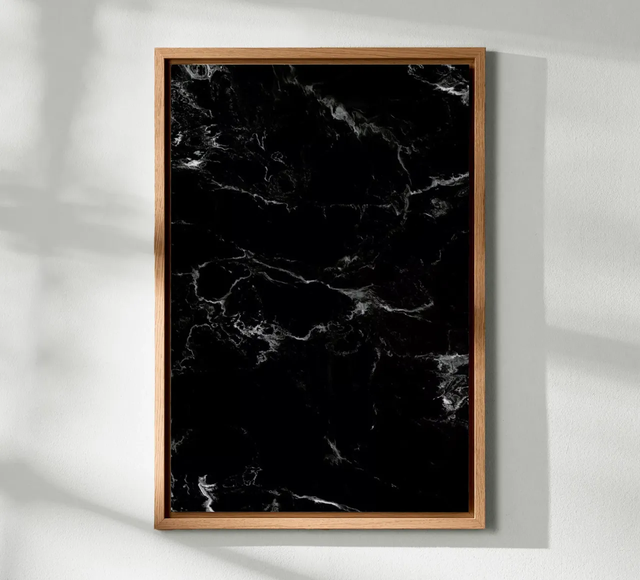 Schwarzer Marmor tela con Cornice a cassetta da Amy & Kurt