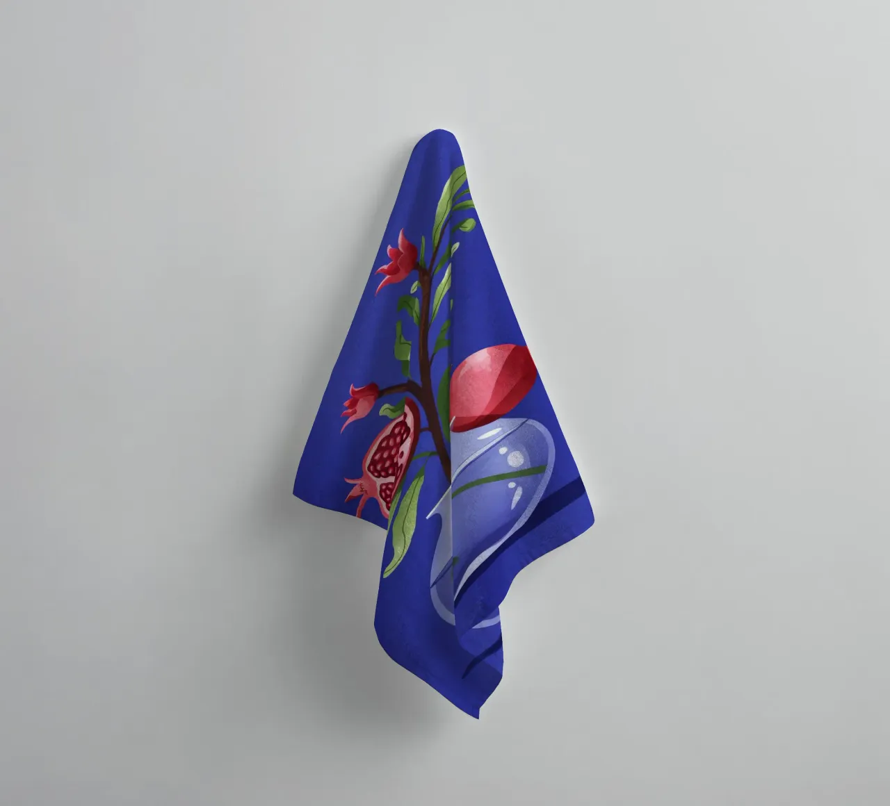 Vase mit Granatapfelzweig Handtuch von Demar Galleria