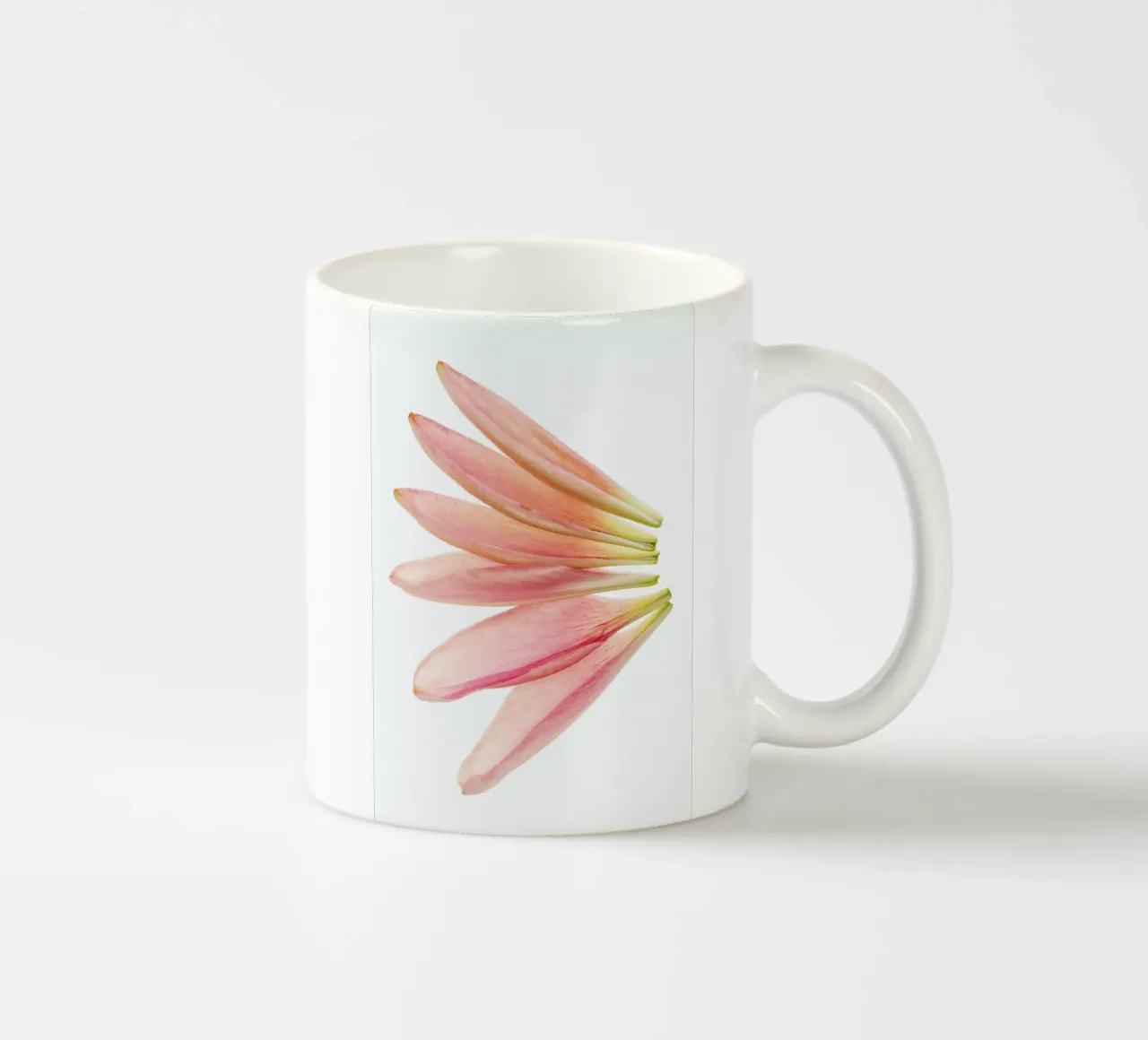 Lillyleaves tazza in ceramica da Curious Collections by Marielle Leenders