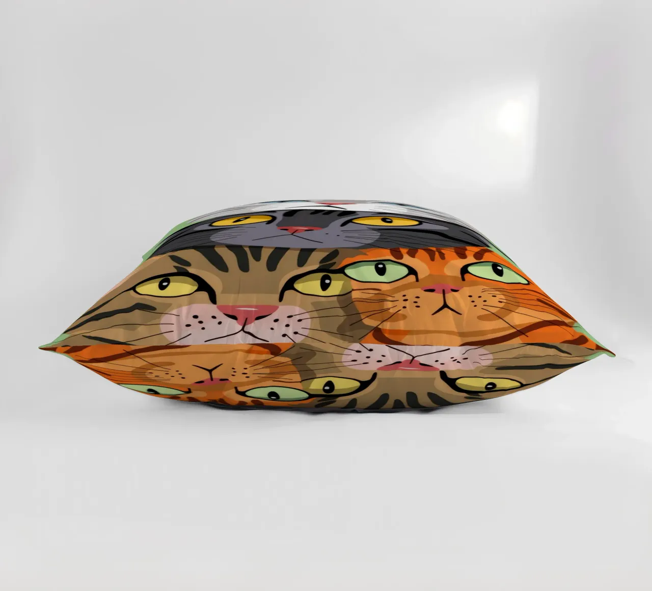 Gatti impilati cuscino da Demar Galleria