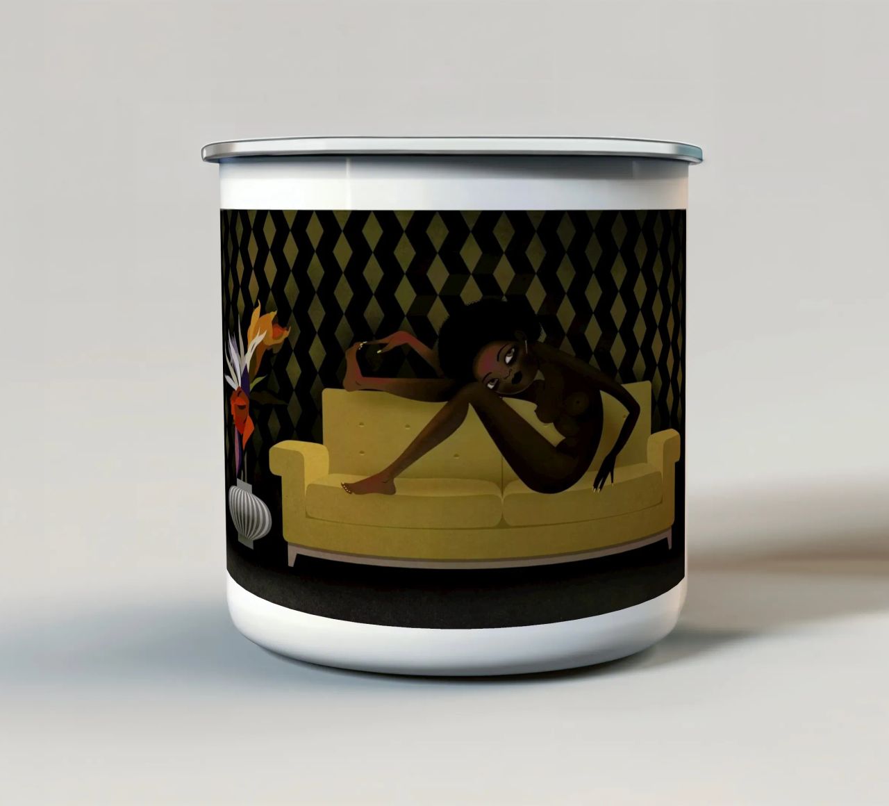 Yellow Sofa tazza in smalto da Lesja Chernish