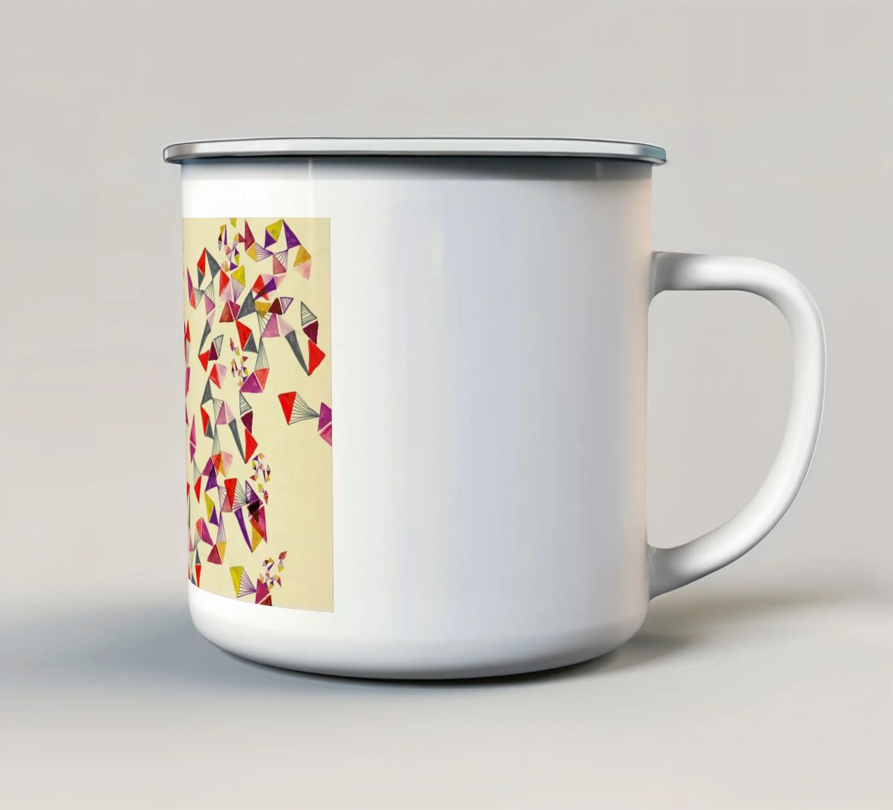 Watercolour triangles tazza in smalto da Vasare Nar