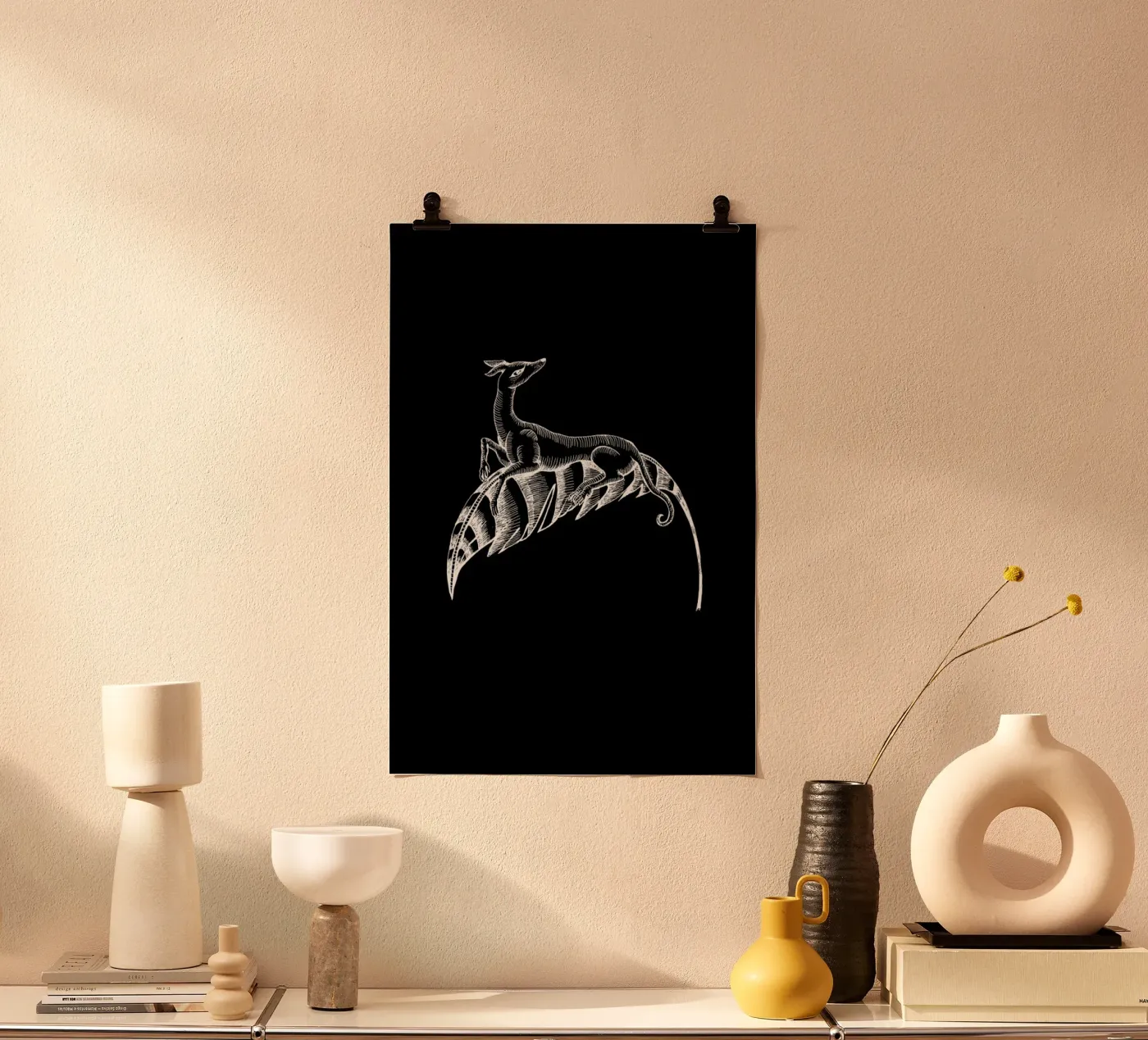 Fly Dog Black poster da Daniela Roessler