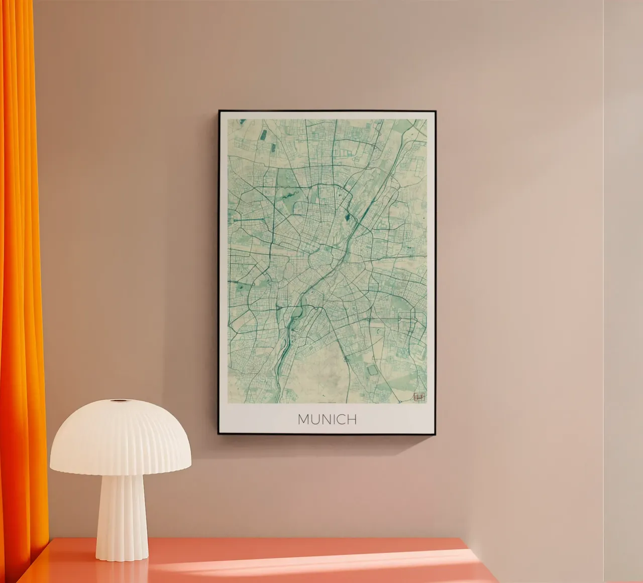 Munich Vintage plexiglass da Hubert Roguski