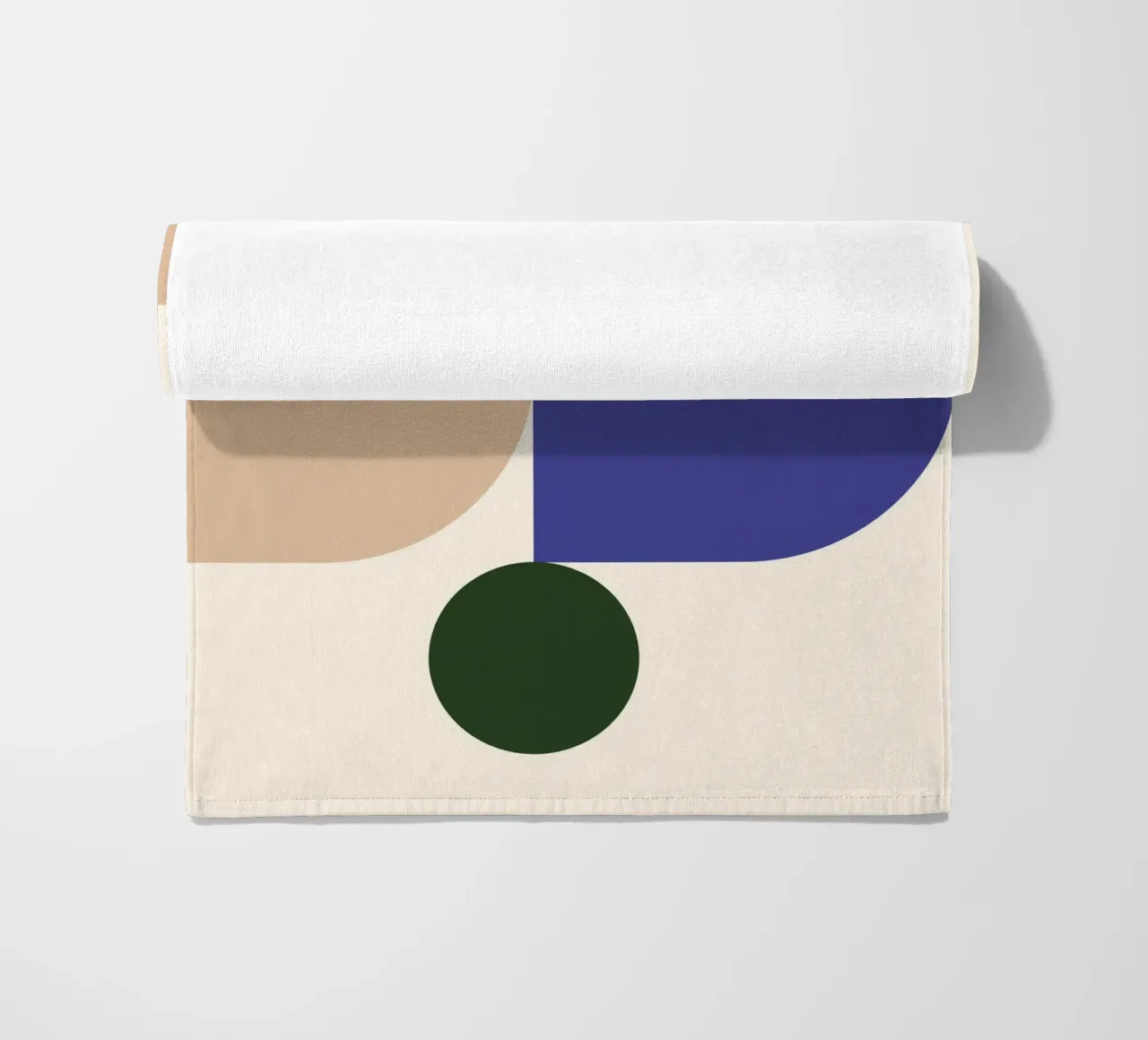 "Balanced Forms" – Modern Geometric Abstract Print Strandtuch von PrintCessStudio