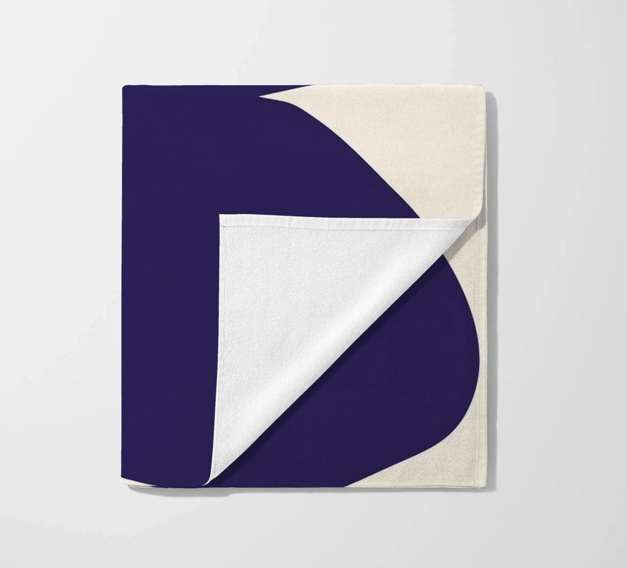 "Flow State" – Minimalist Abstract Shapes Print strandhanddoek van PrintCessStudio
