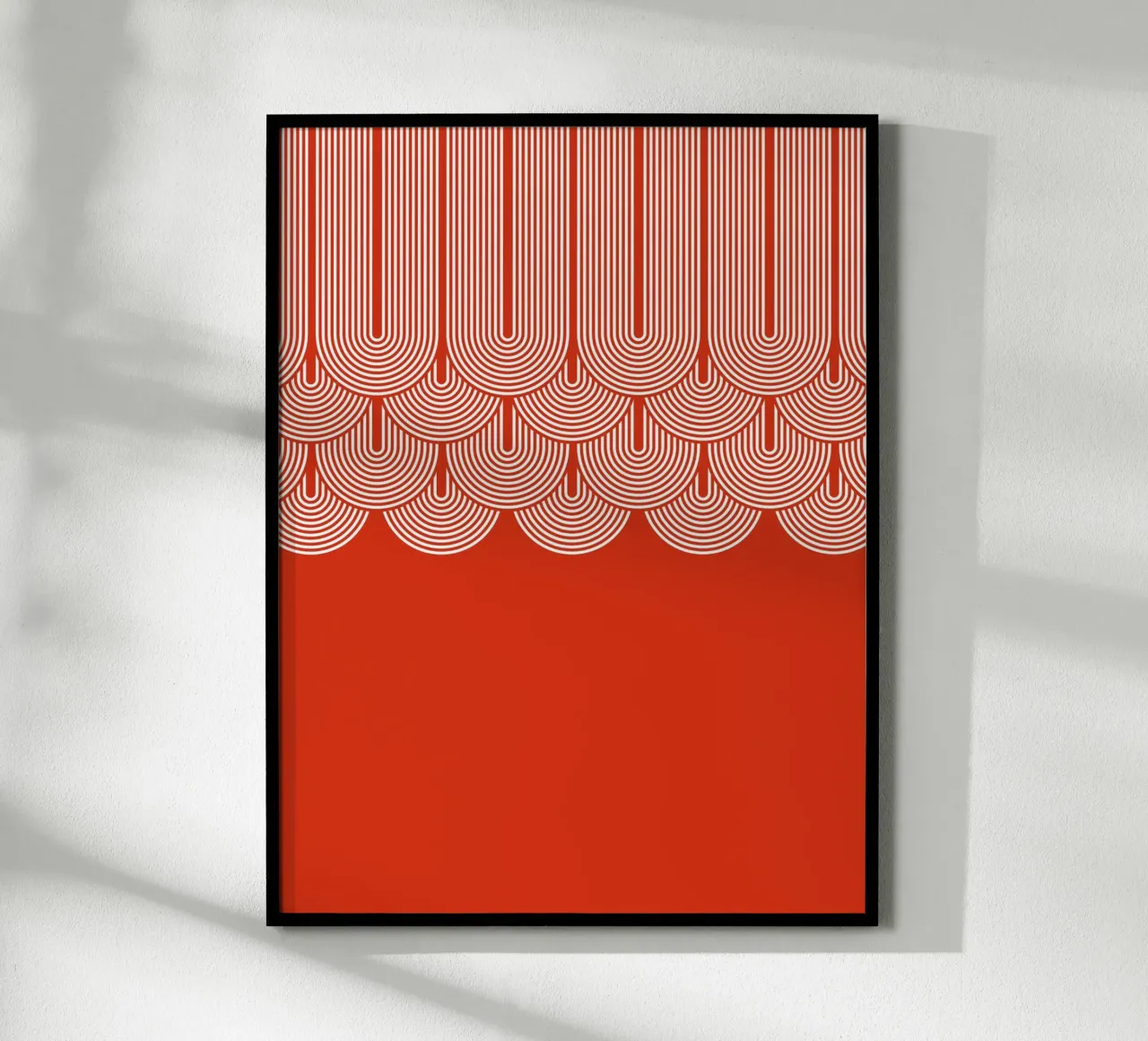 Mid-Century Modern Arch Red poster con telaio in legno da showmemars