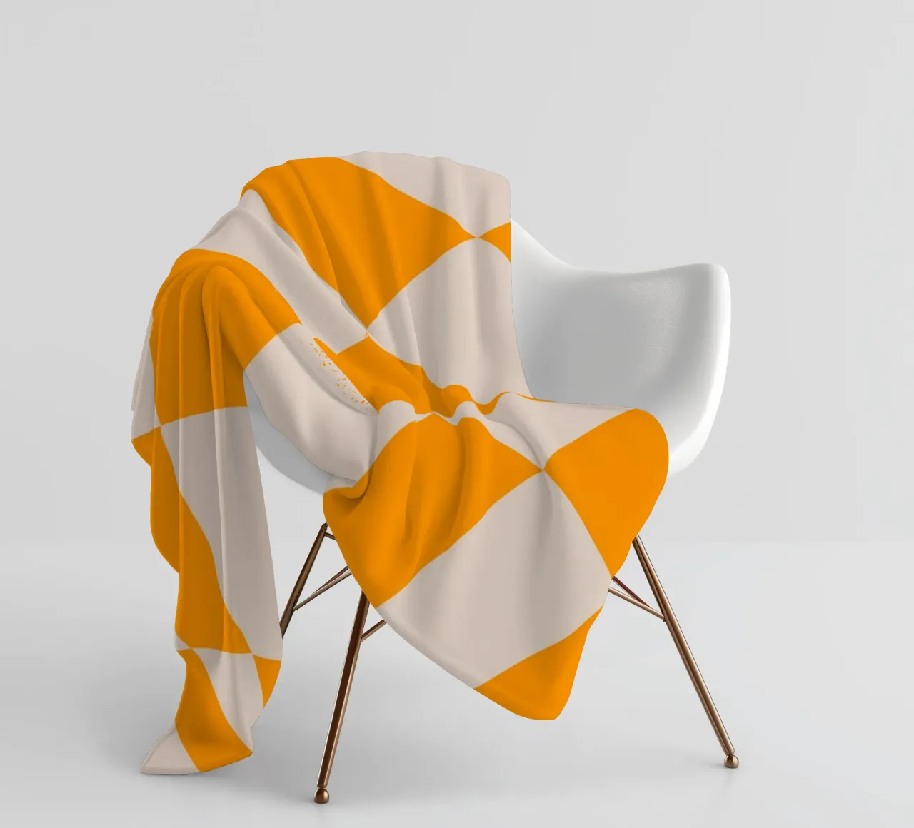 "Checkerboard Glow" – Orange & Beige Checkered Print coperta in pile da PrintCessStudio