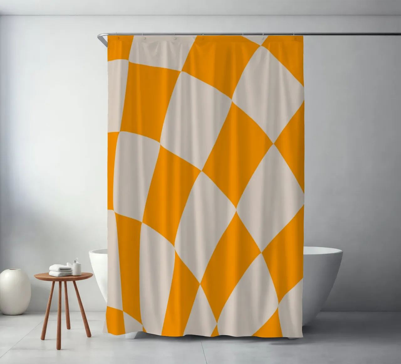 "Checkerboard Glow" – Orange & Beige Checkered Print tenda da doccia da PrintCessStudio