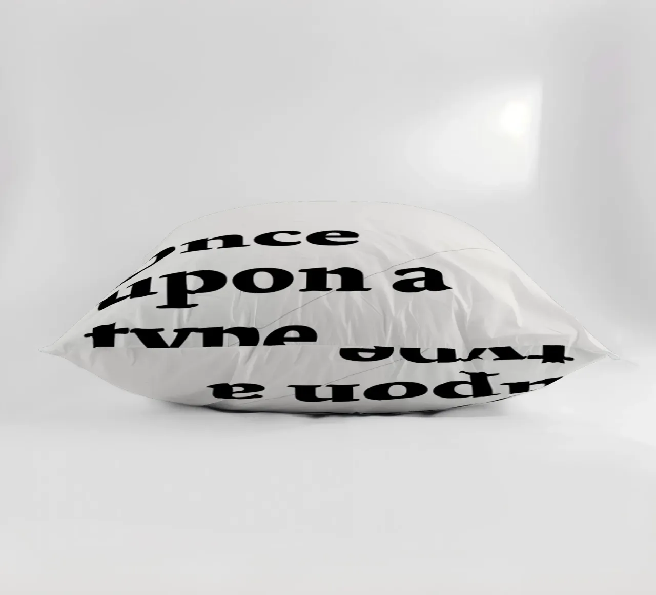 Once upon a type cuscino da Stefano Joker Lionetti