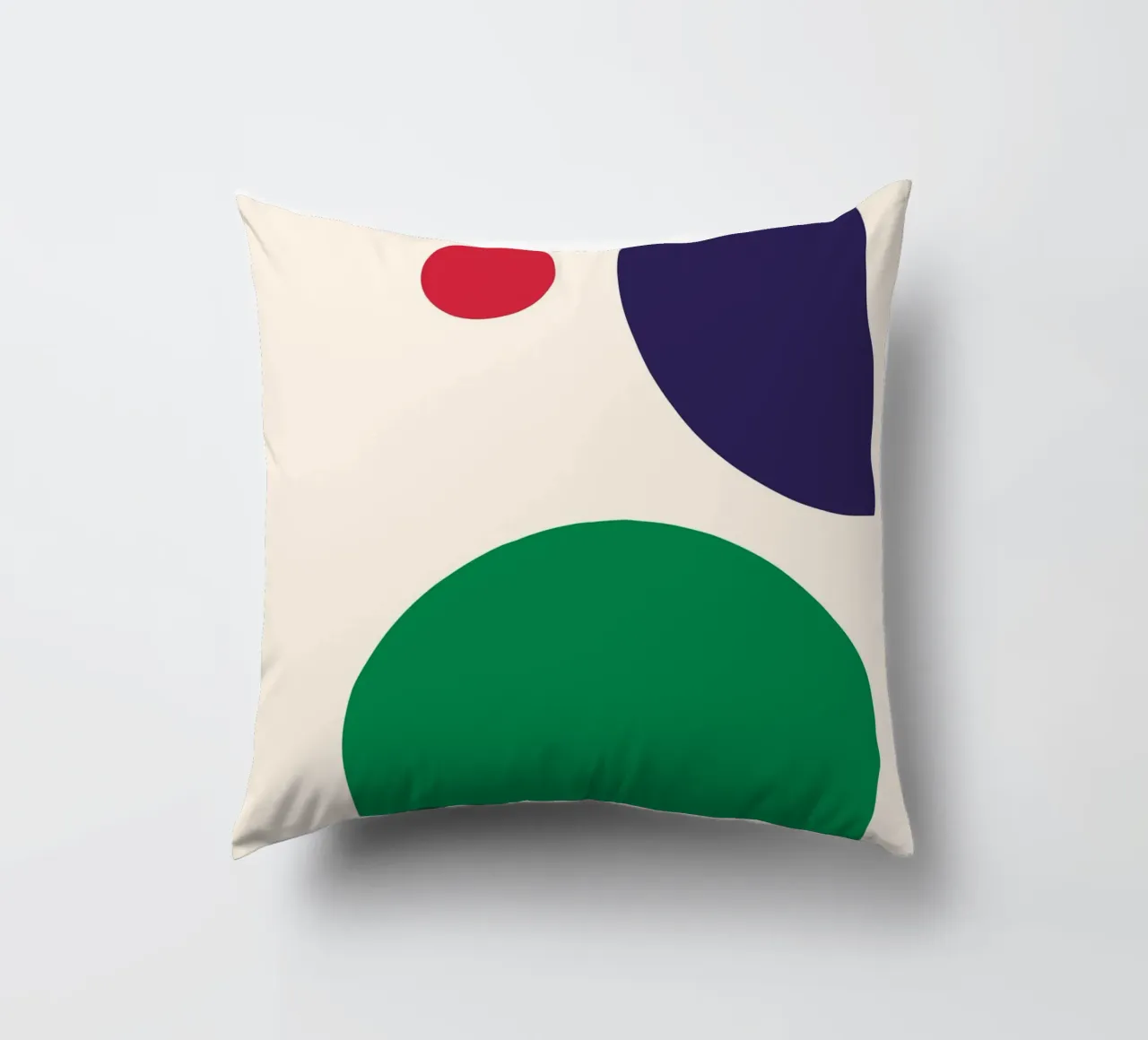 Dynamic Bauhaus Geometric Art Print – Bold Blue, Red & Green cuscino da PrintCessStudio