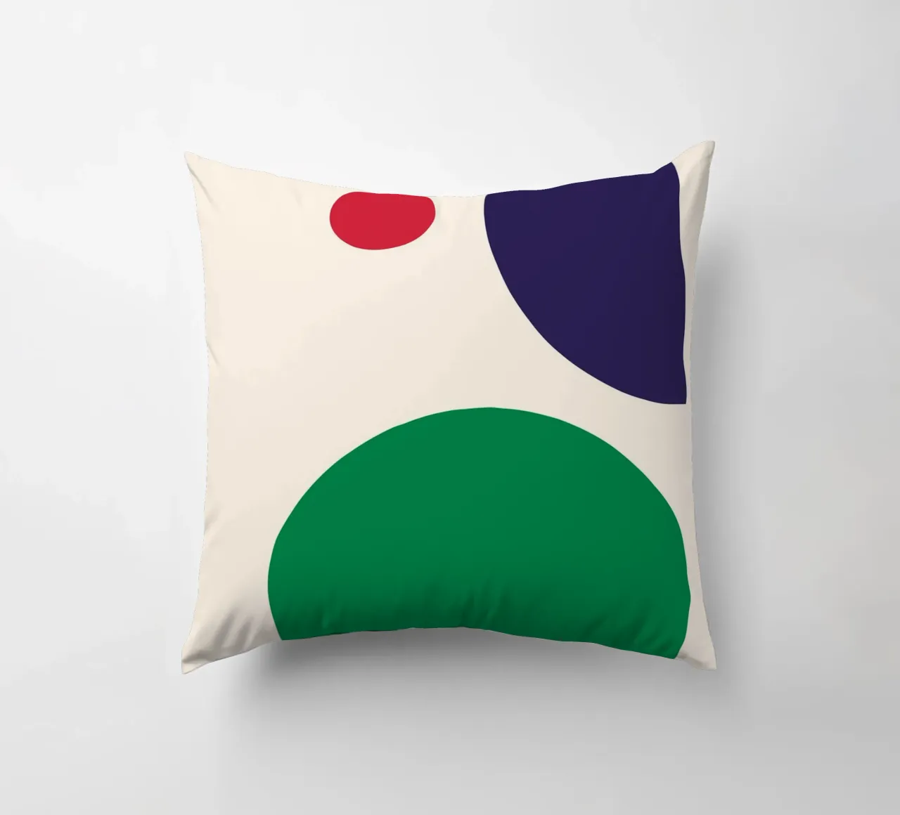 Dynamic Bauhaus Geometric Art Print – Bold Blue, Red & Green cuscino da PrintCessStudio