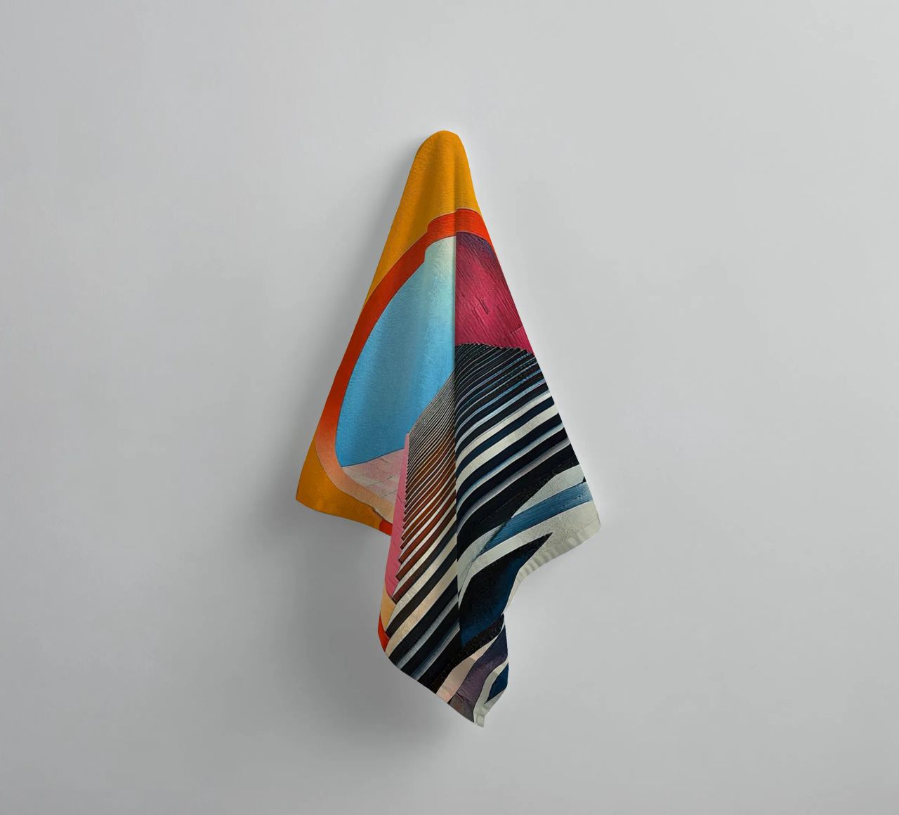Surrealismus Architektur Design Geometrie Handtuch von Nikis Art Studio