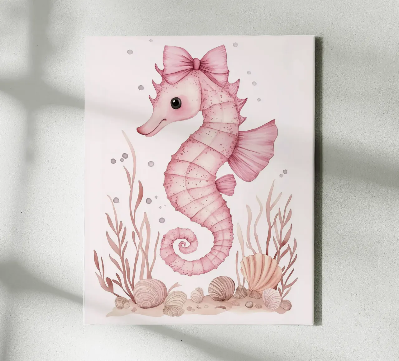 Caballito de mar rosa con lazos rosas Conchas Algas Lindo animal lienzo con Marco flotante de Gentle Echoes Art