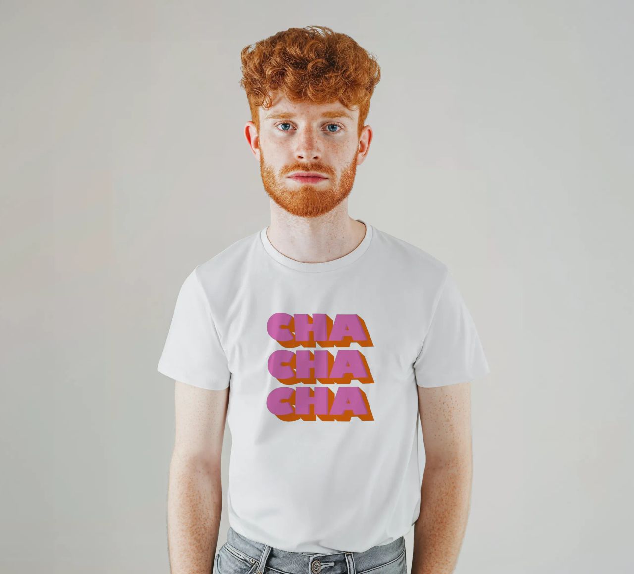 Retro "Cha Cha Cha" Typography Art Print In Pink And Orange t-shirt da showmemars