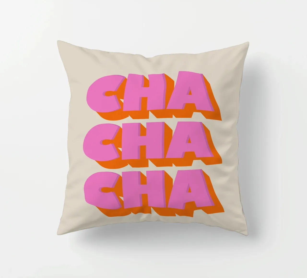 Retro "Cha Cha Cha" Typography Art Print In Pink And Orange cuscino da showmemars