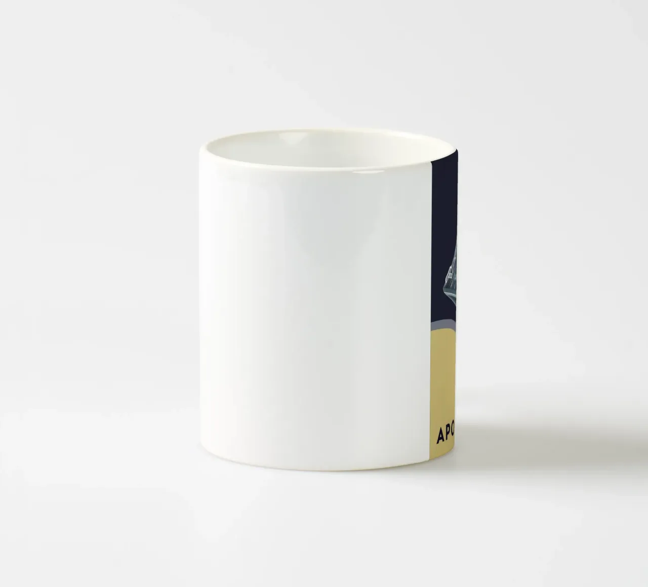 Apollo 11  Landing Module 5 taza de cerámica de Marc Schulthess