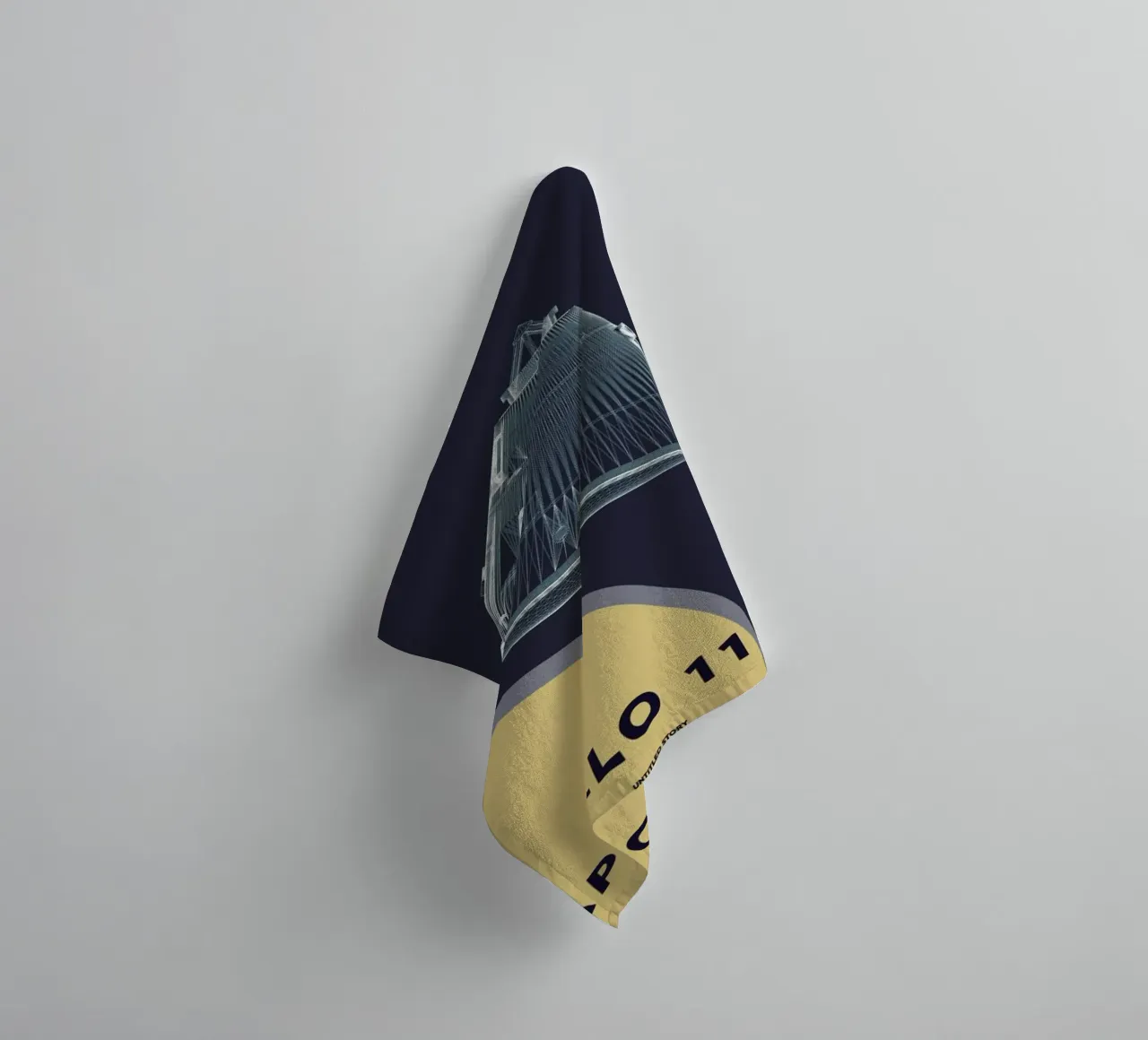 Apollo 11  Landing Module 5 asciugamano da bagno da Marc Schulthess