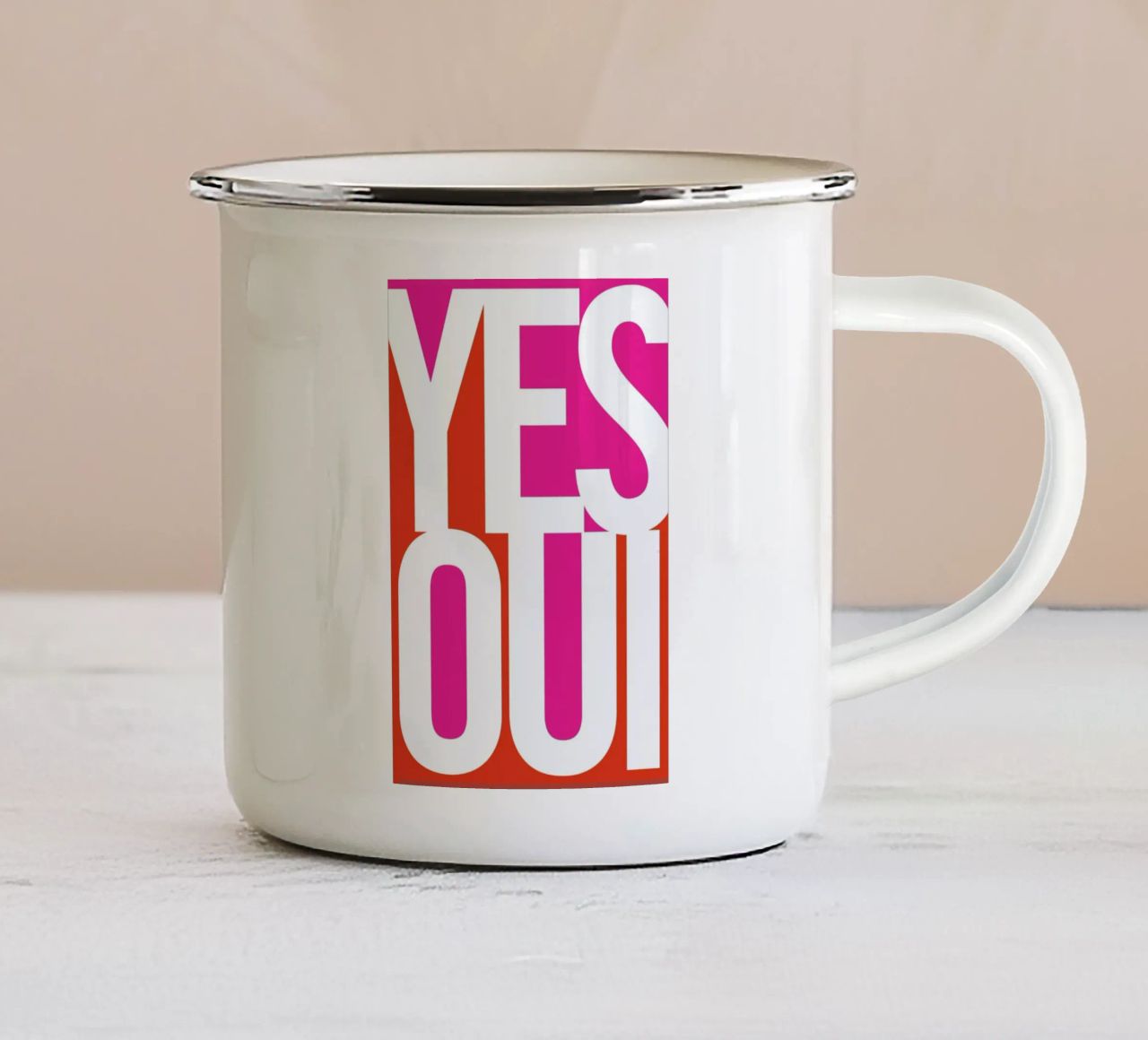 Oui! tazza in smalto da Bo Lundberg