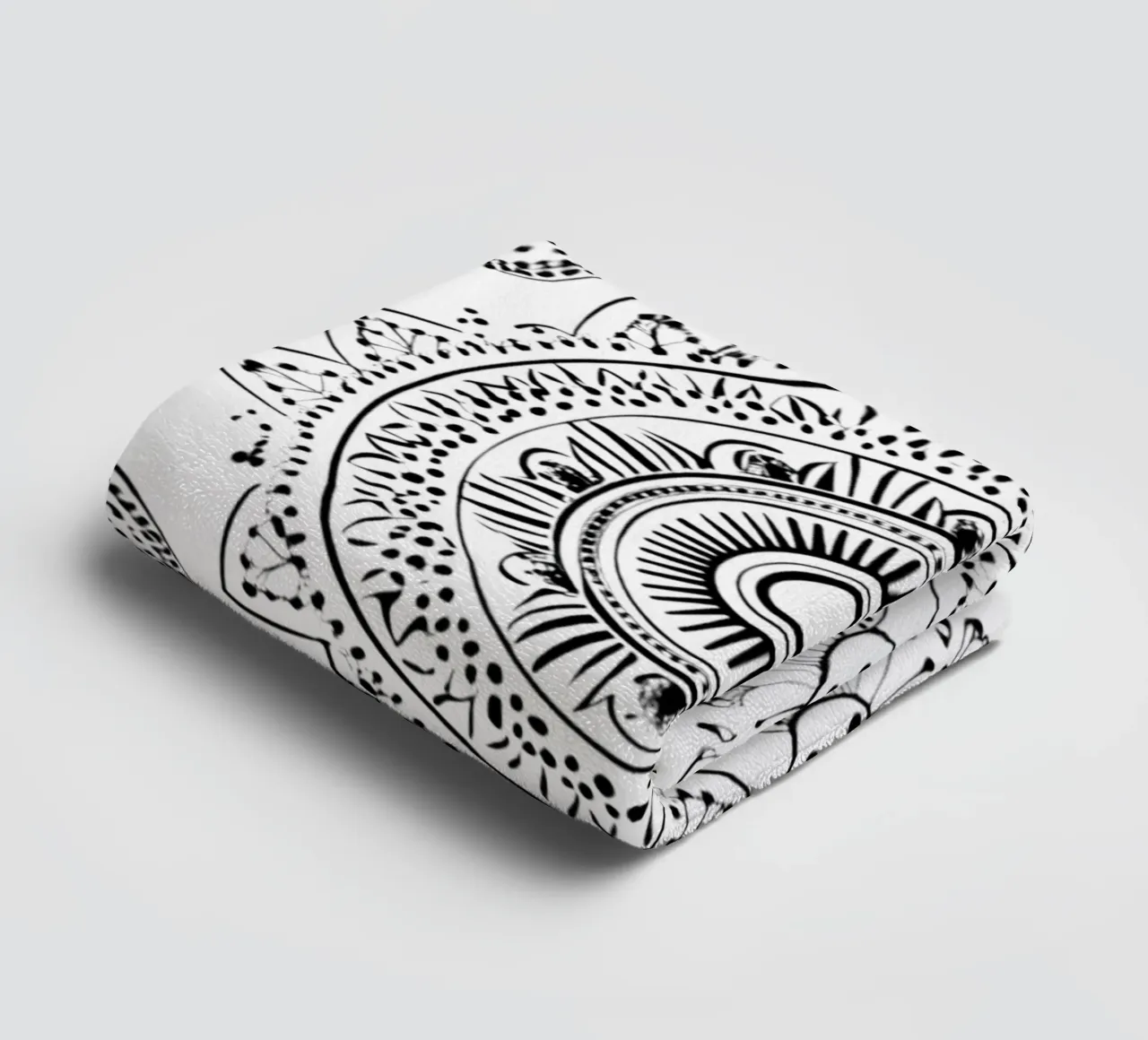 Mandala in bianco e nero asciugamano da bagno da Spiritual Touch