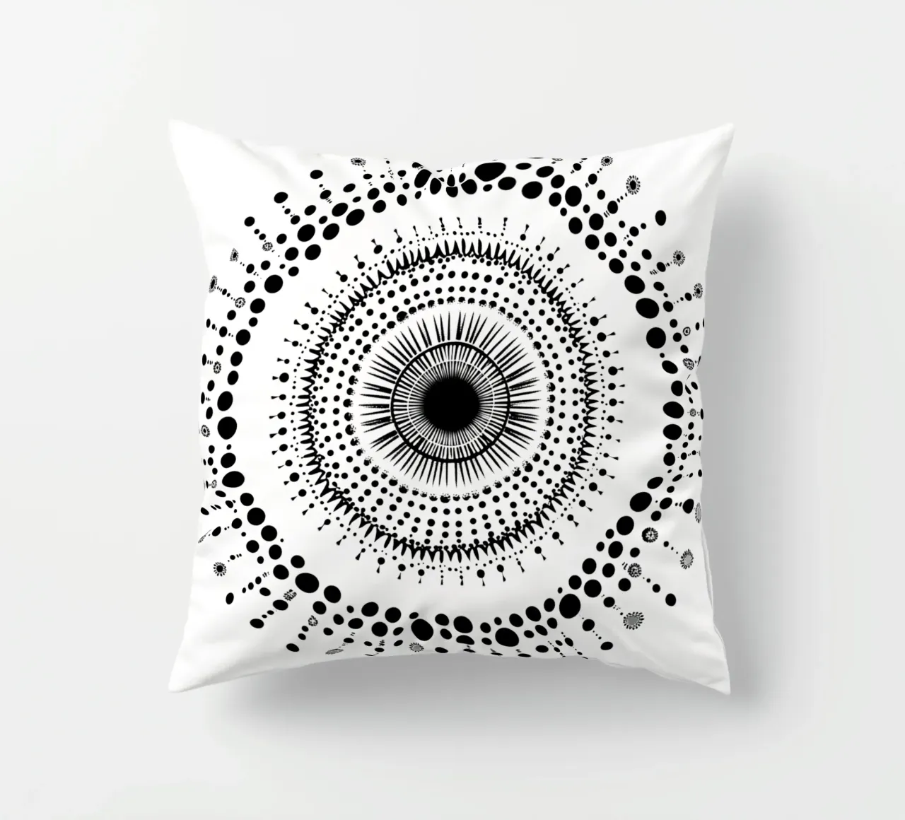 Mandala in bianco e nero cuscino da Spiritual Touch
