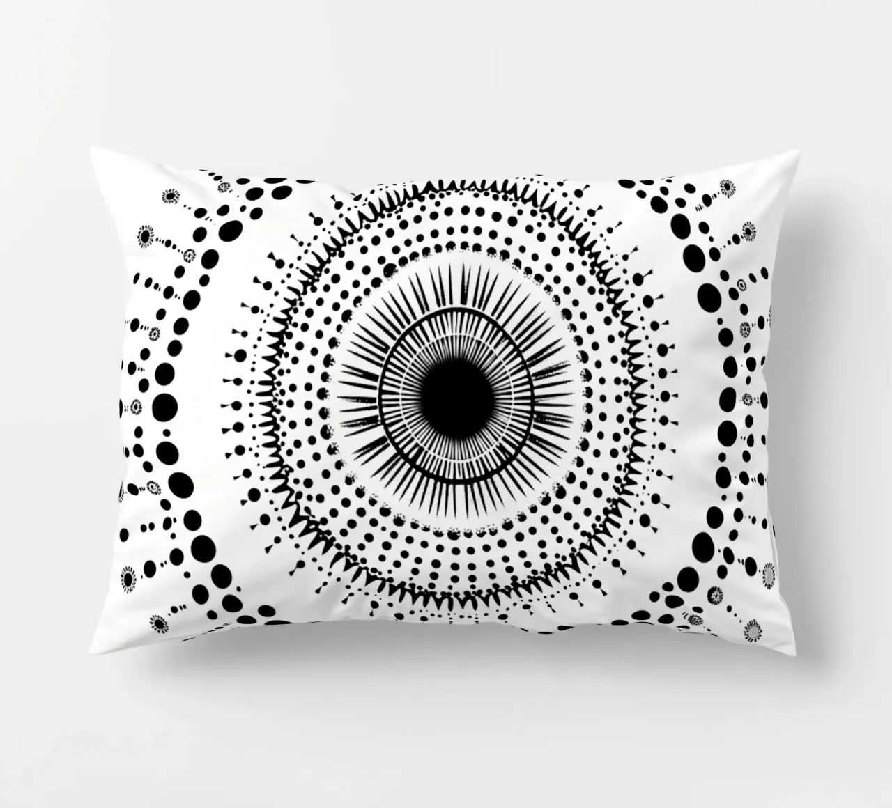 Mandala in bianco e nero cuscino da Spiritual Touch