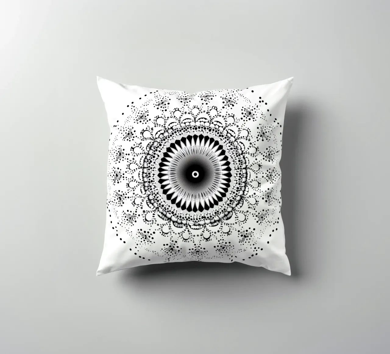 Mandala in bianco e nero cuscino da Spiritual Touch