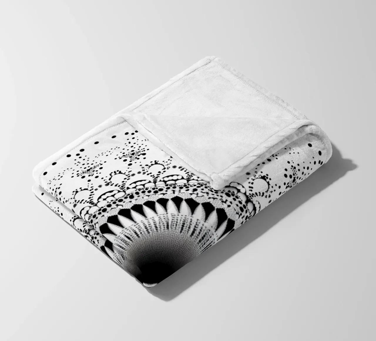 Mandala in bianco e nero coperta in pile da Spiritual Touch
