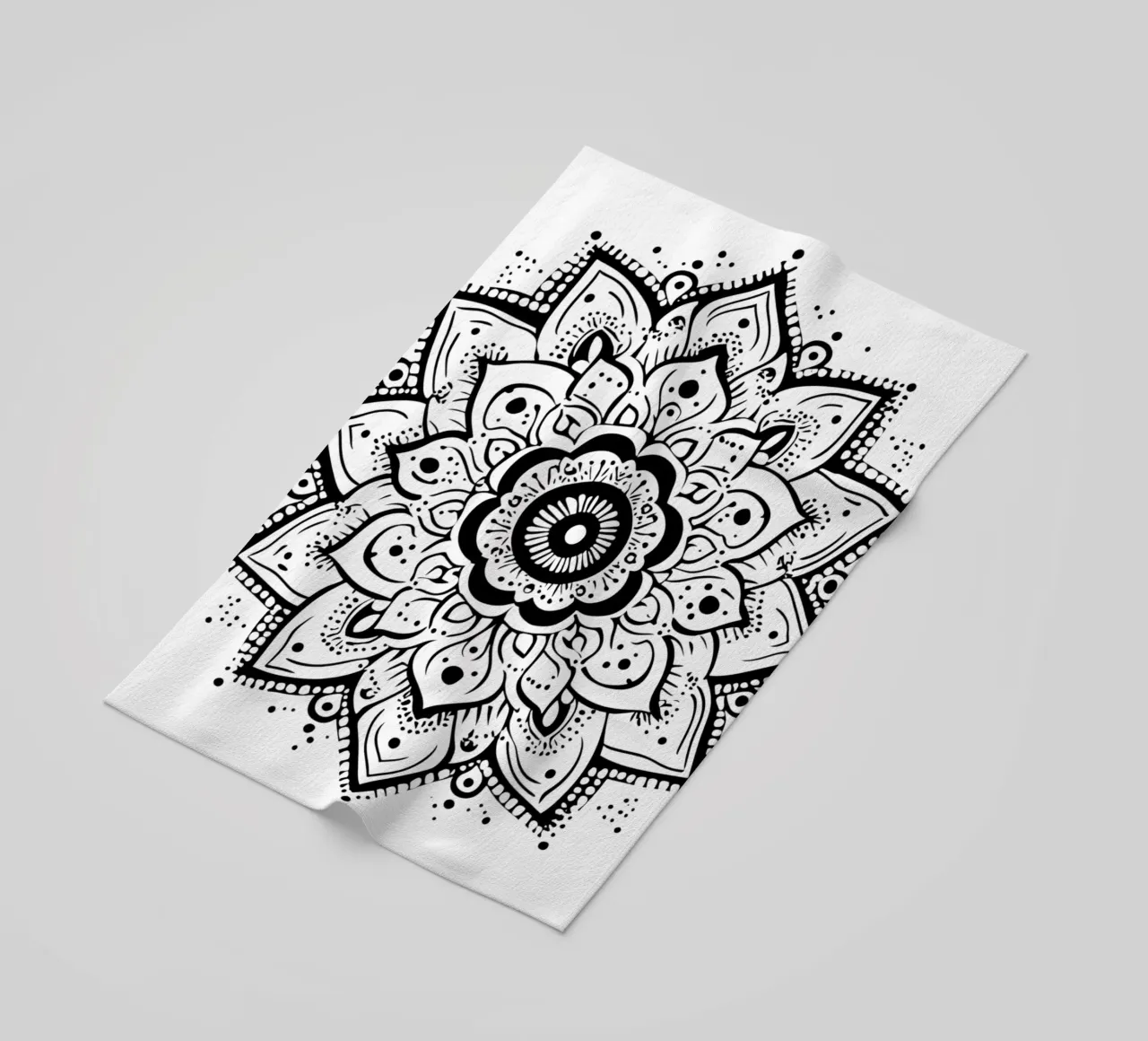 Mandala in bianco e nero telo mare da Spiritual Touch