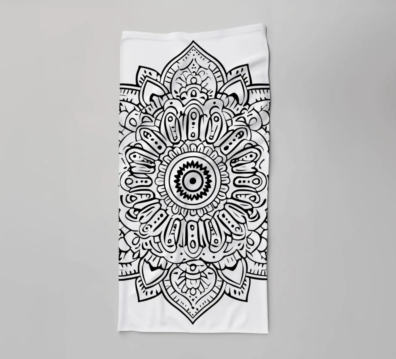 Mandala in bianco e nero asciugamano da bagno da Spiritual Touch