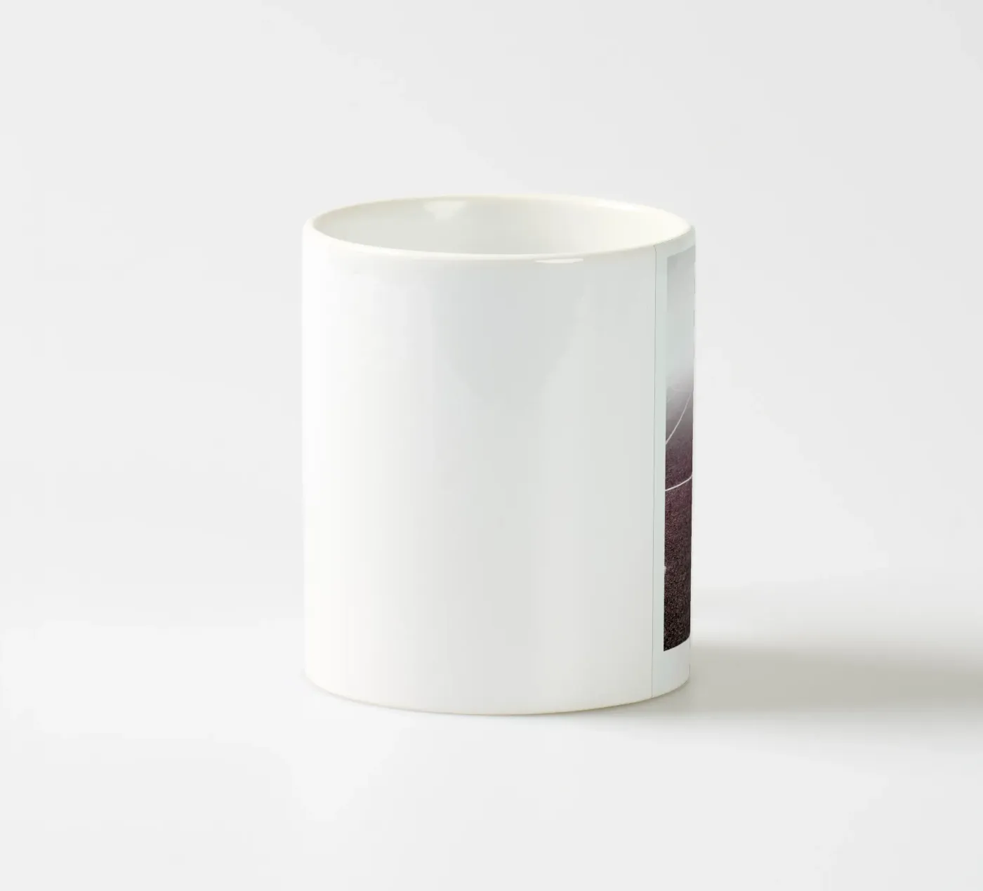 Run ceramic mug by Nordic Creators