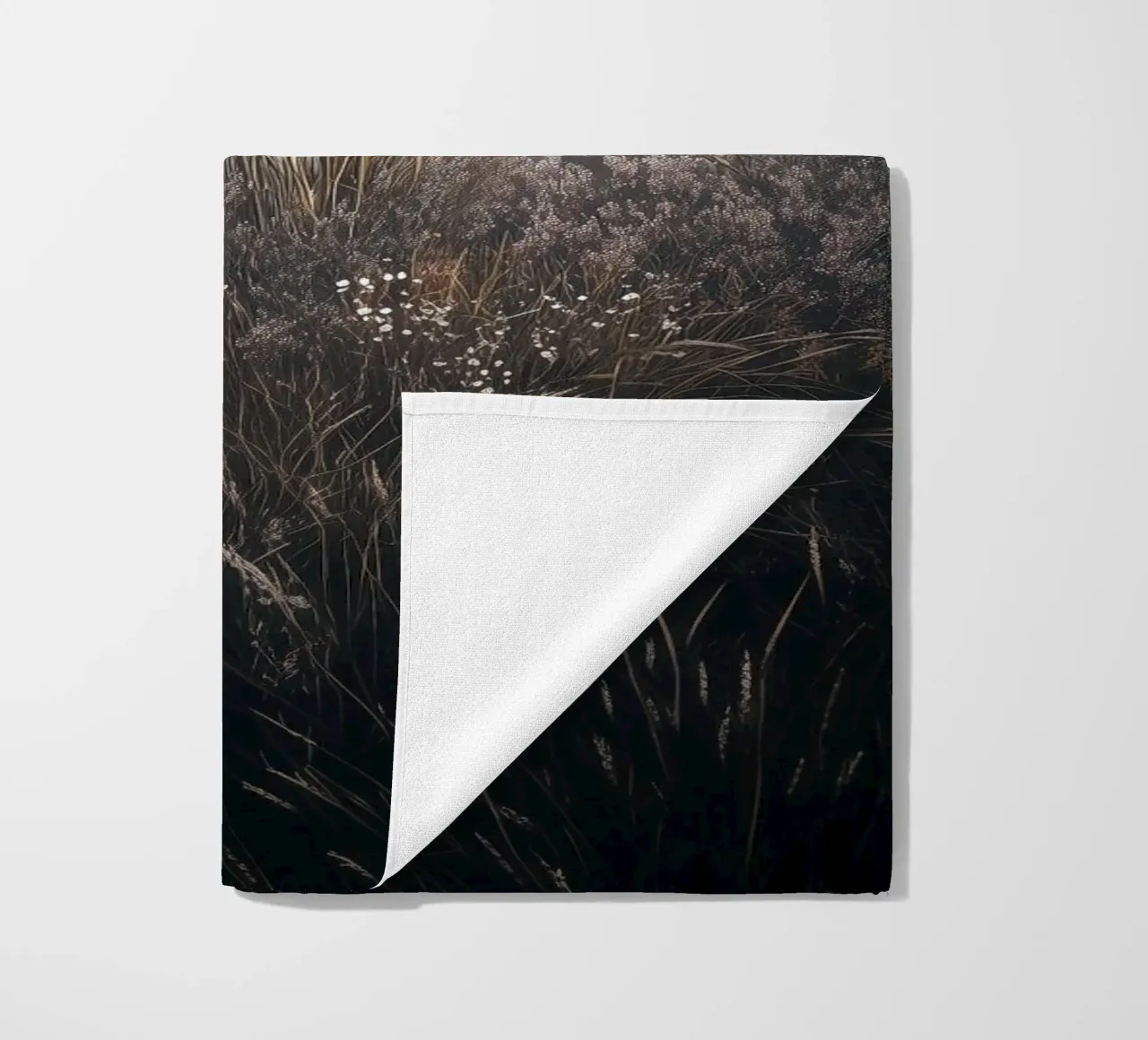 The Last Unicorn - Elegant Mythical Art Print telo mare da Synthaira