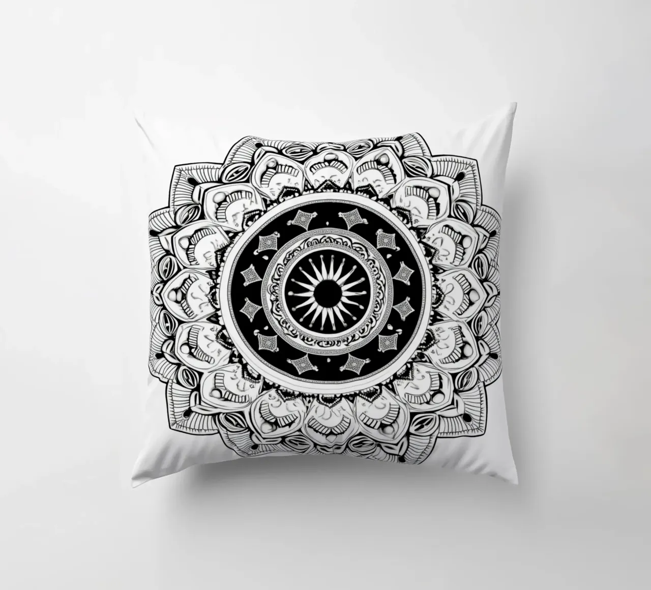 Mandala in bianco e nero cuscino da Spiritual Touch