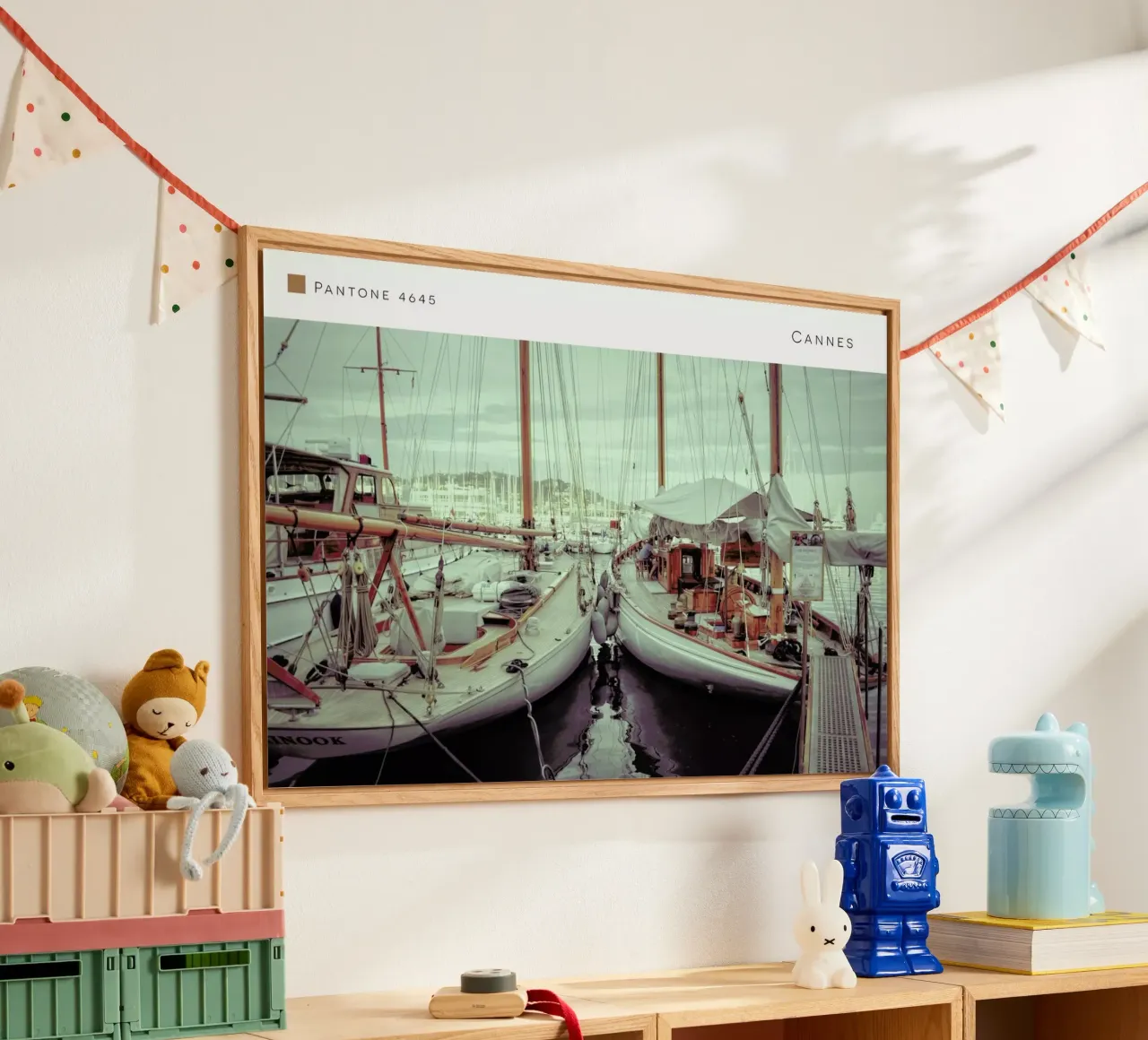 Cannes 4645 plexiglass da In Full Color