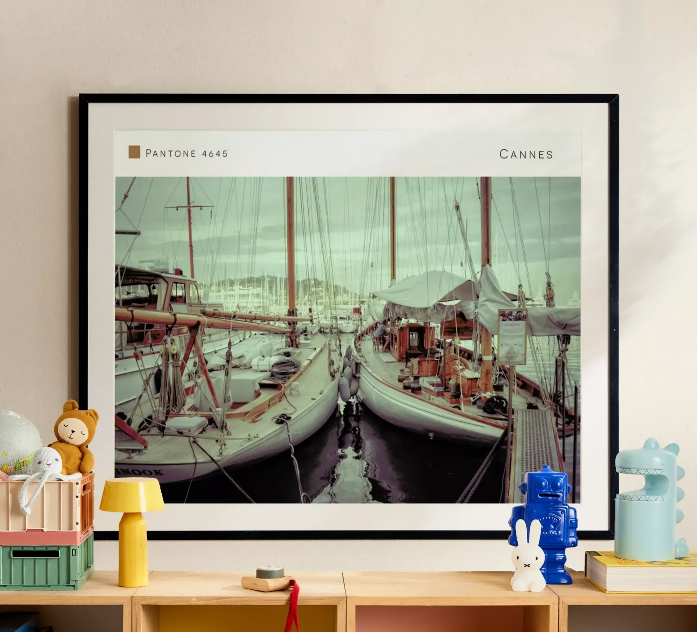 Cannes 4645 poster da In Full Color