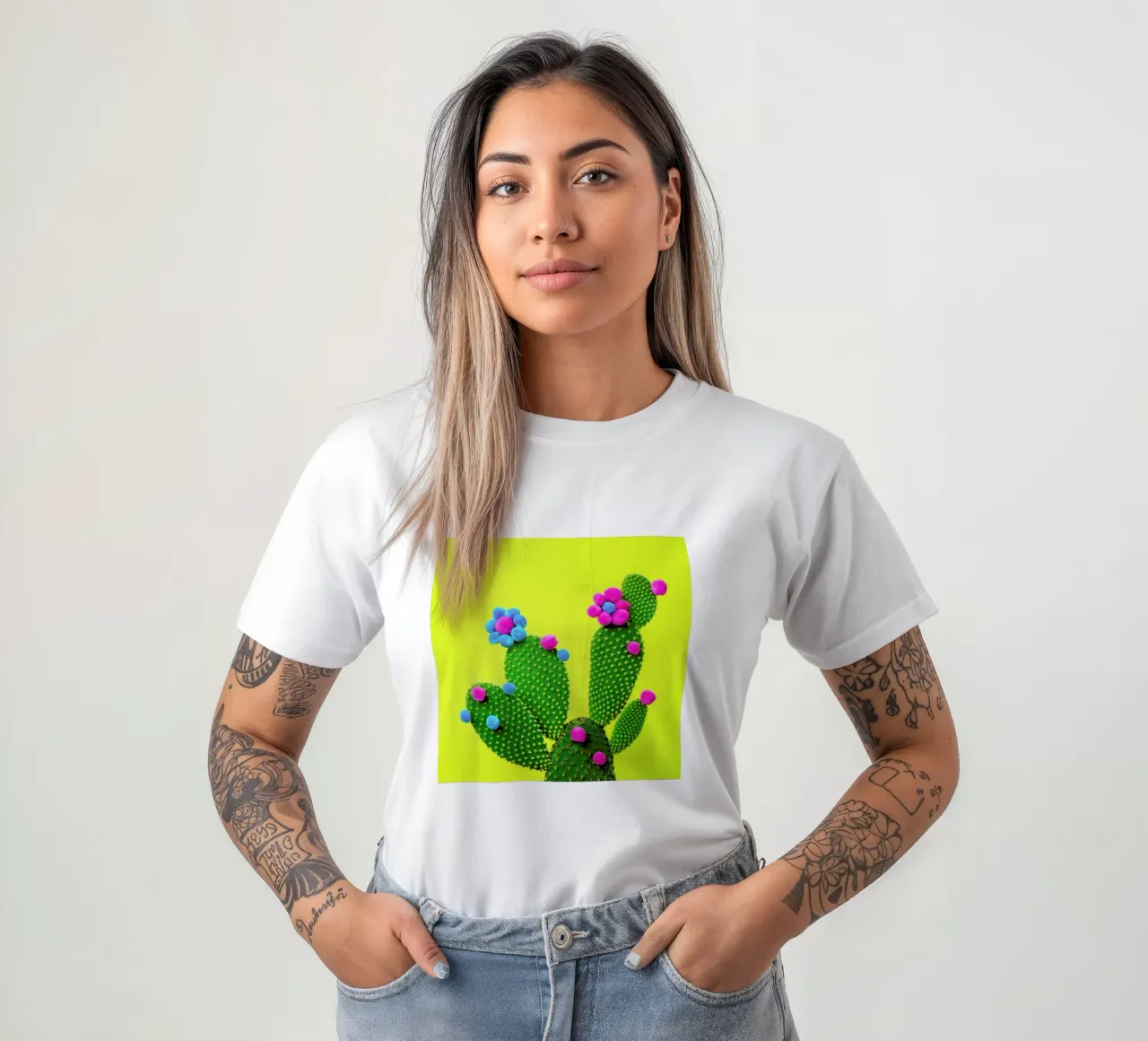 Sunshine in the Desert t-shirt da Juj Winn