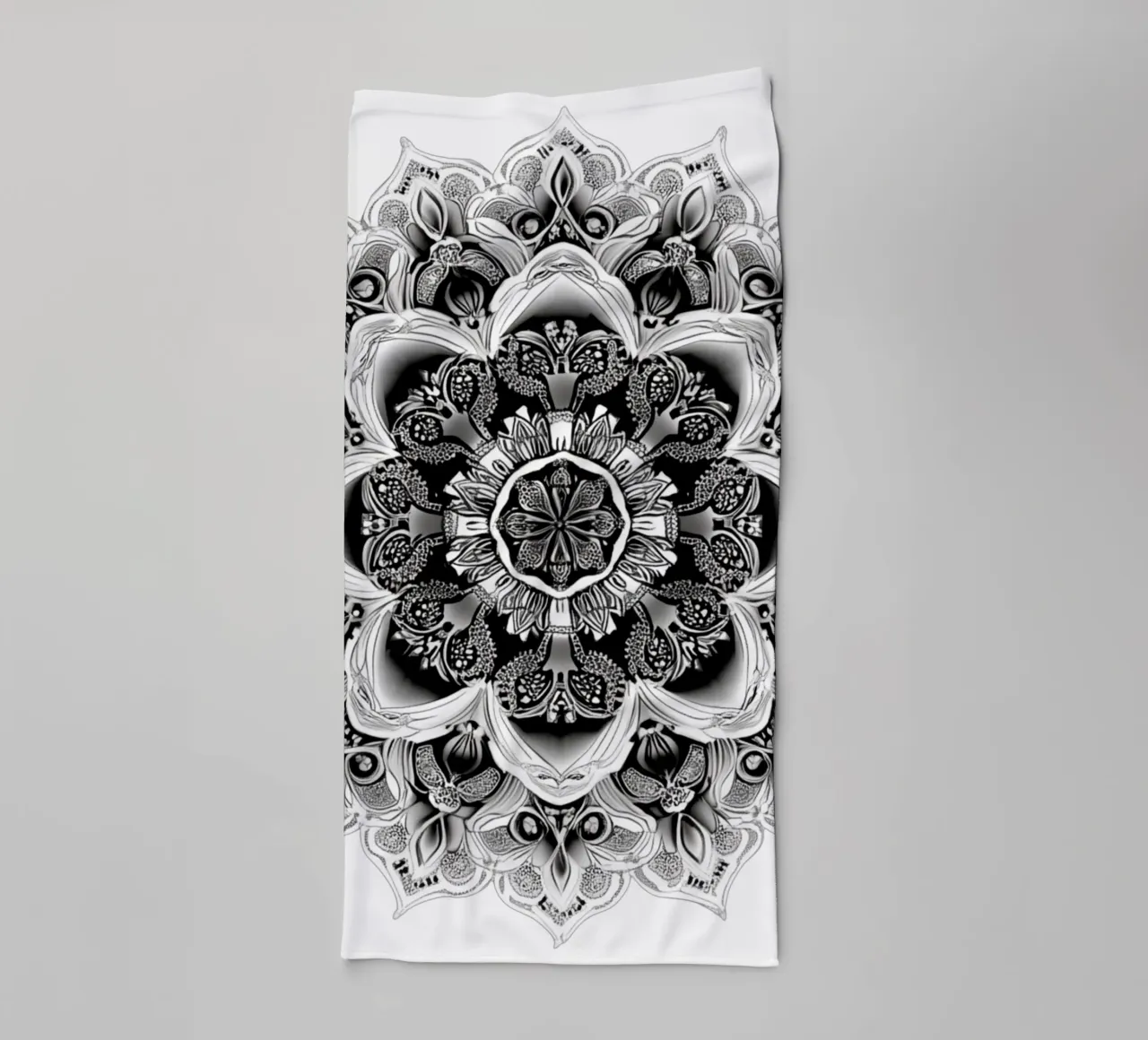 Mandala in bianco e nero asciugamano da bagno da Spiritual Touch