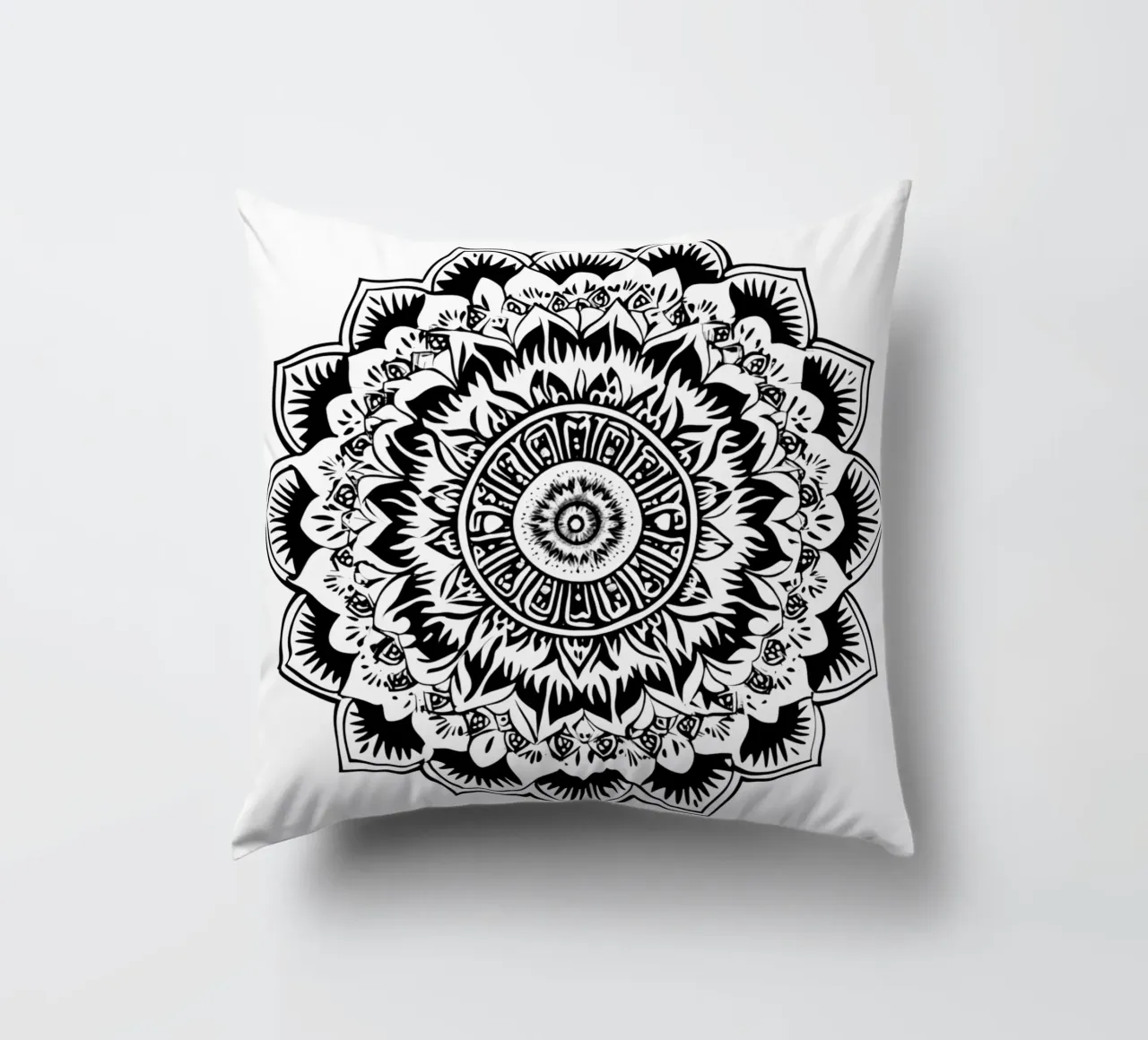 Mandala in bianco e nero cuscino da Spiritual Touch