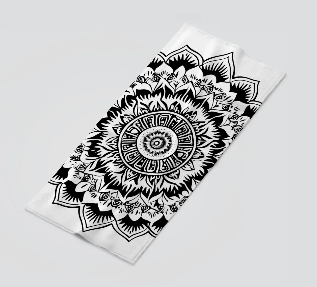 Mandala in bianco e nero telo mare da Spiritual Touch