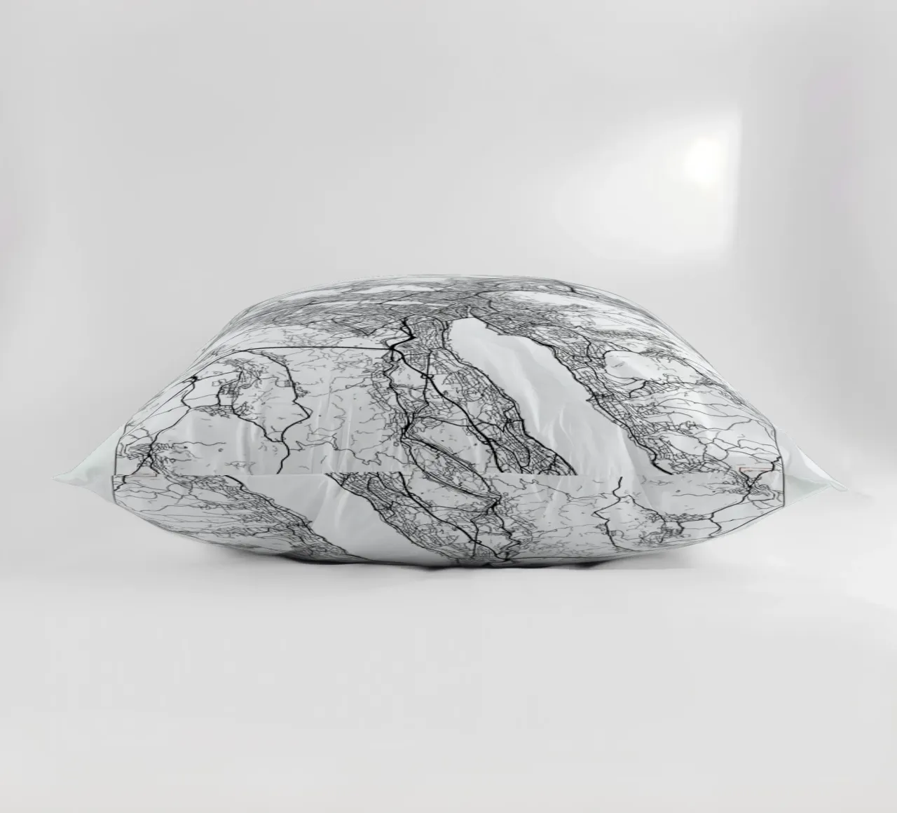 Zurich Minimal decorative cushion by Hubert Roguski