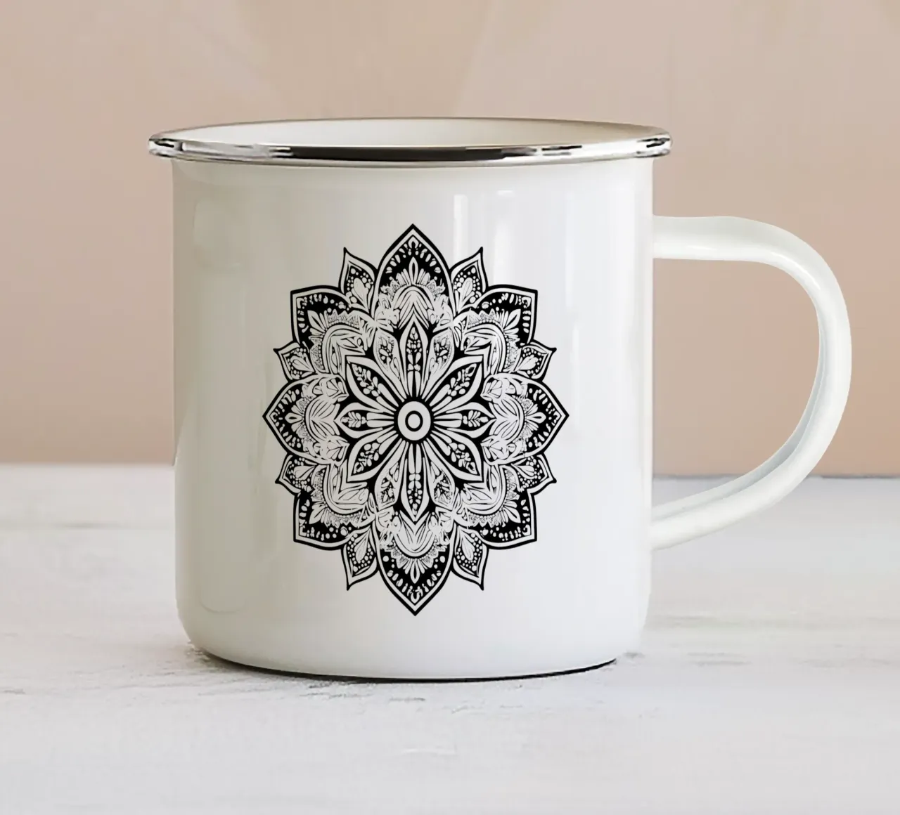 Mandala in bianco e nero tazza in smalto da Spiritual Touch